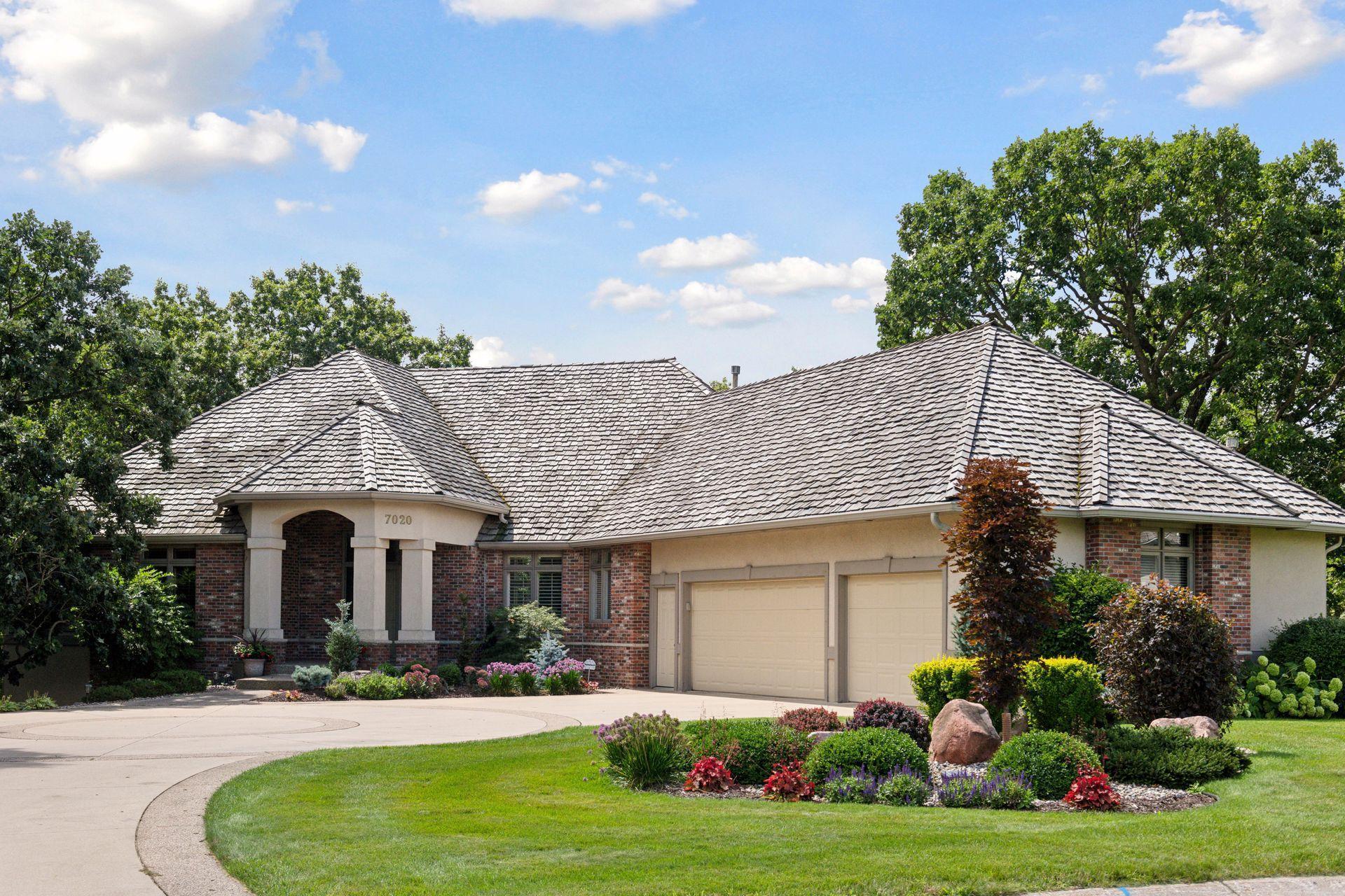 7020 Crowne Oak Road