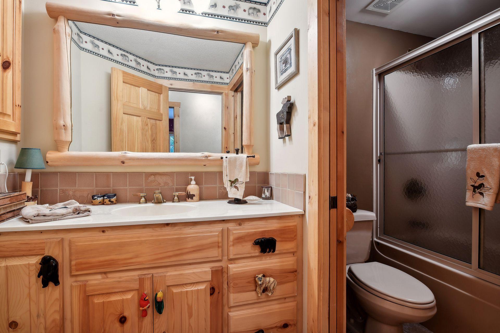 7020 Crowne Oak Road