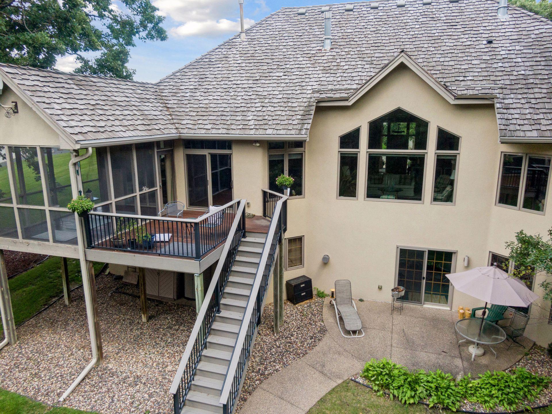 7020 Crowne Oak Road