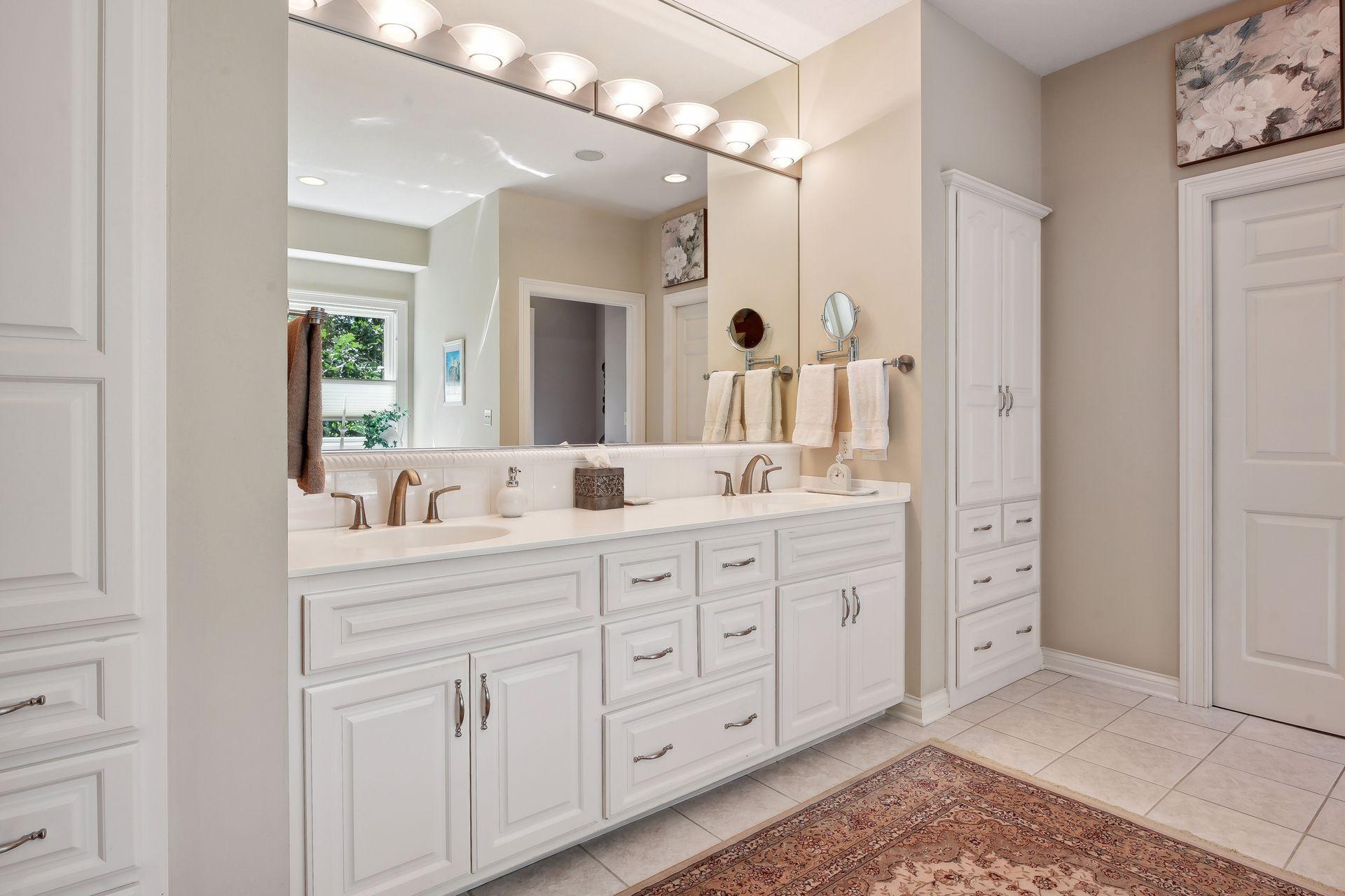 7020 Crowne Oak Road