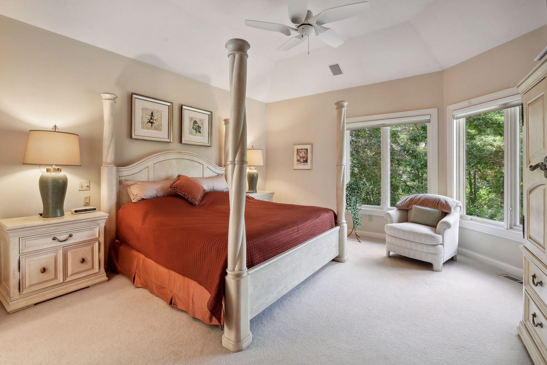 7020 Crowne Oak Road