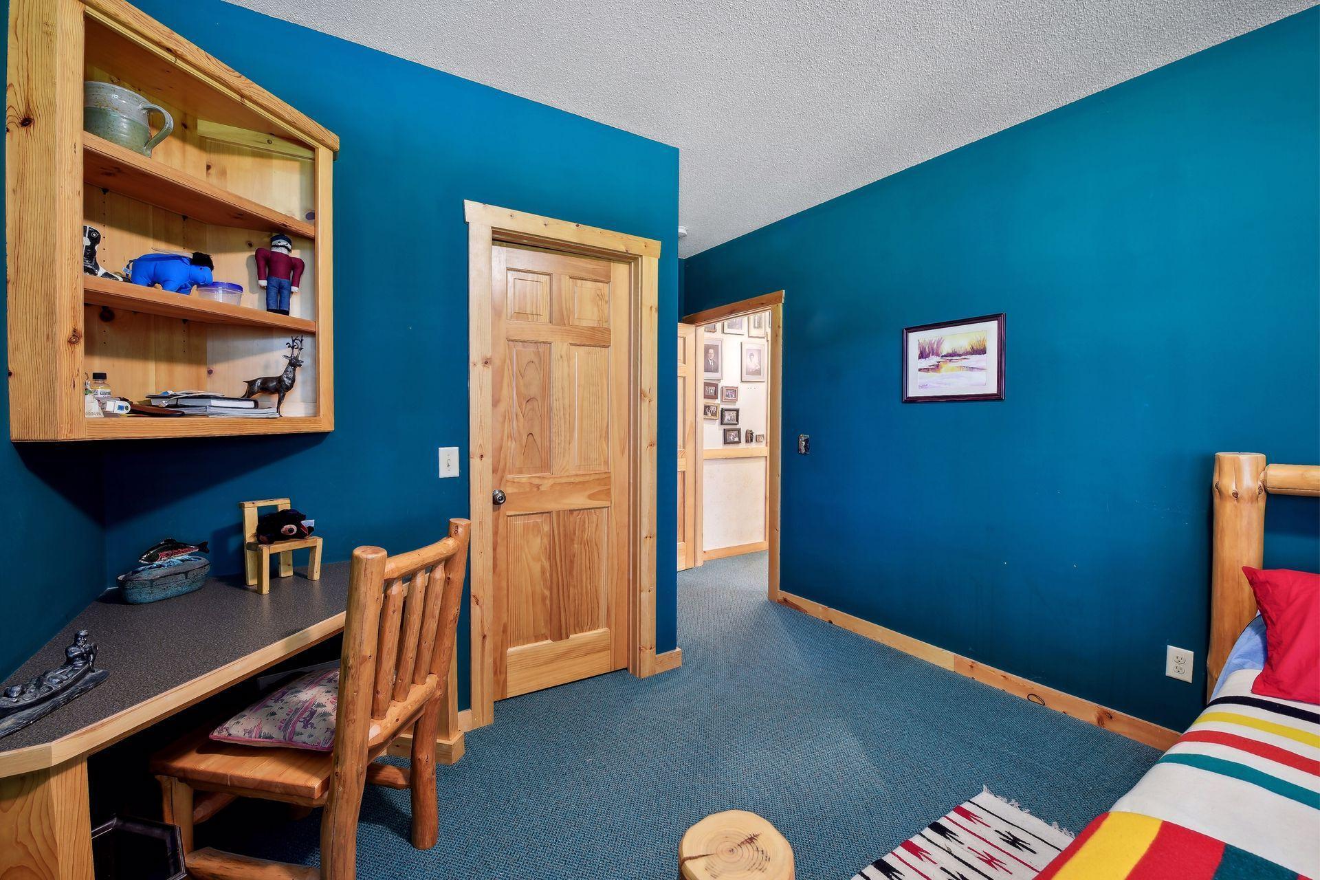 7020 Crowne Oak Road