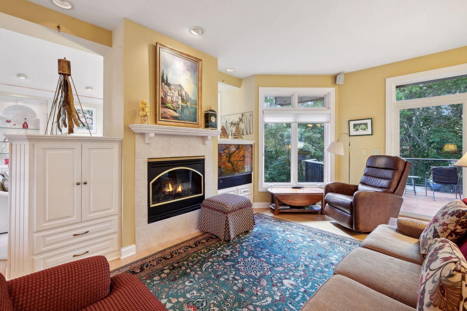 7020 Crowne Oak Road