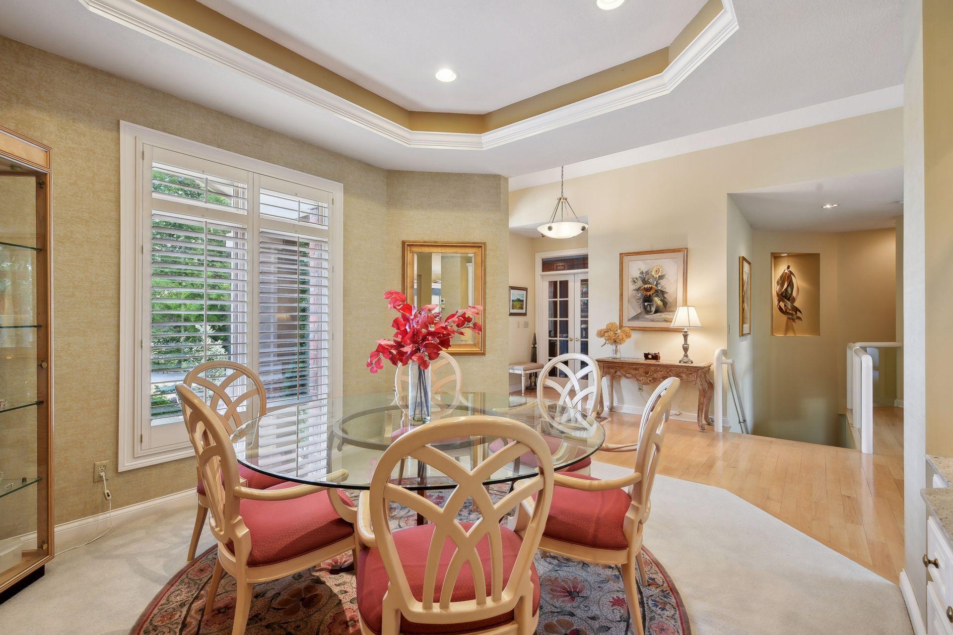 7020 Crowne Oak Road