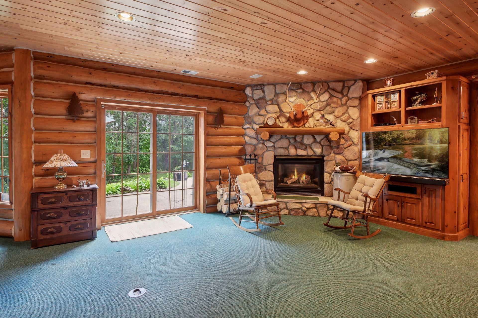 7020 Crowne Oak Road