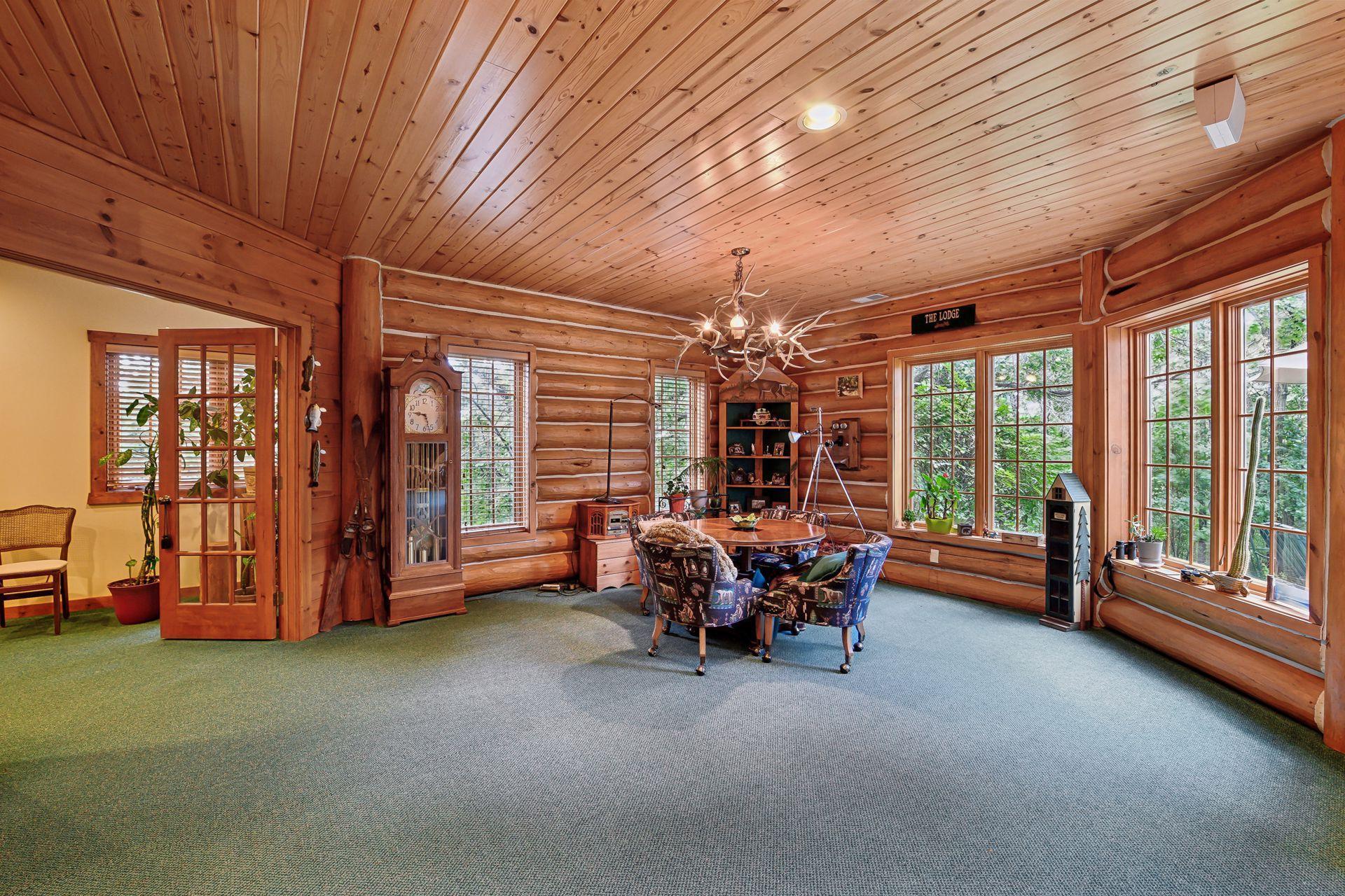 7020 Crowne Oak Road