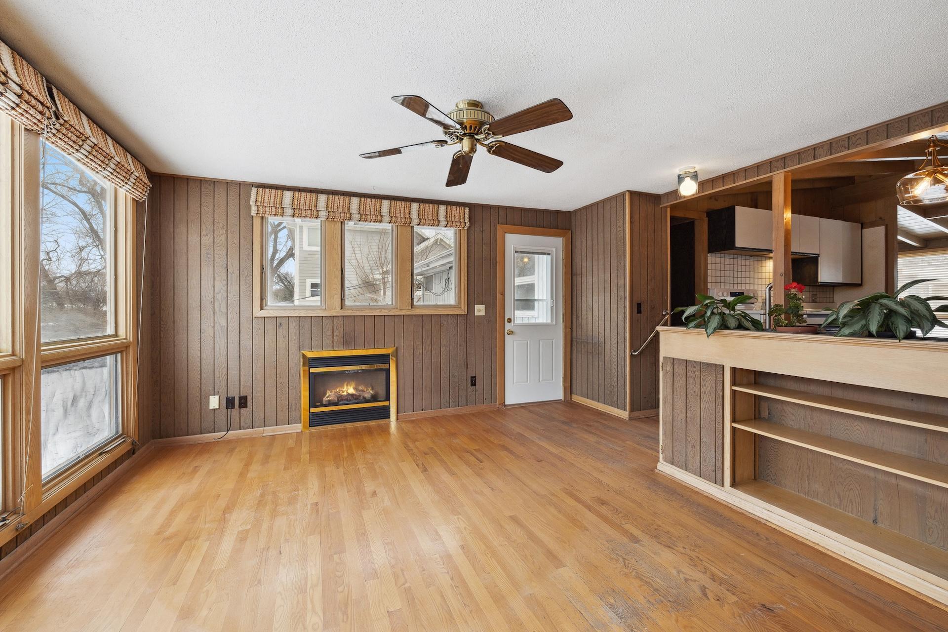 6105 Saint Johns Avenue