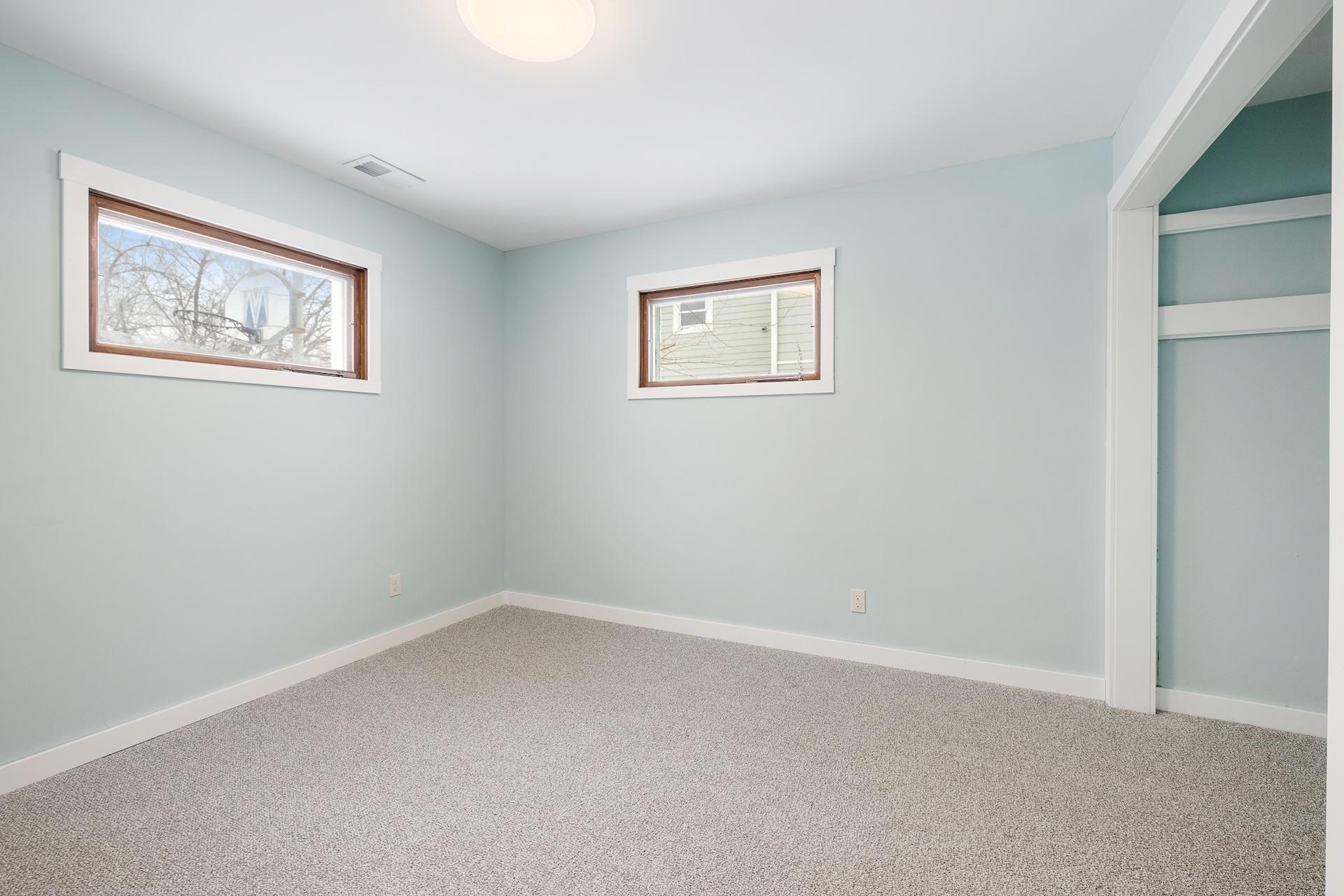 6105 Saint Johns Avenue