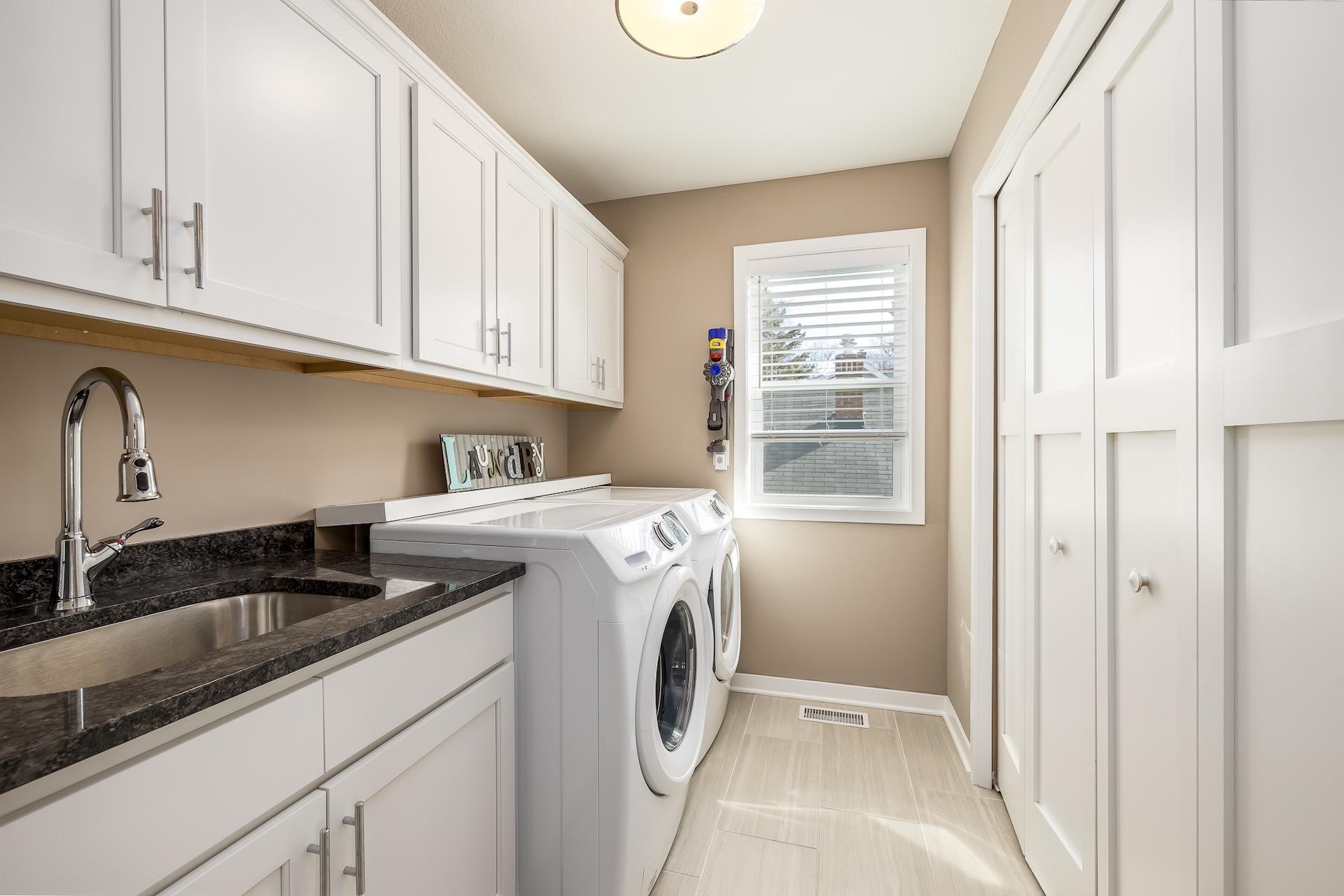 1325 Hartford Avenue