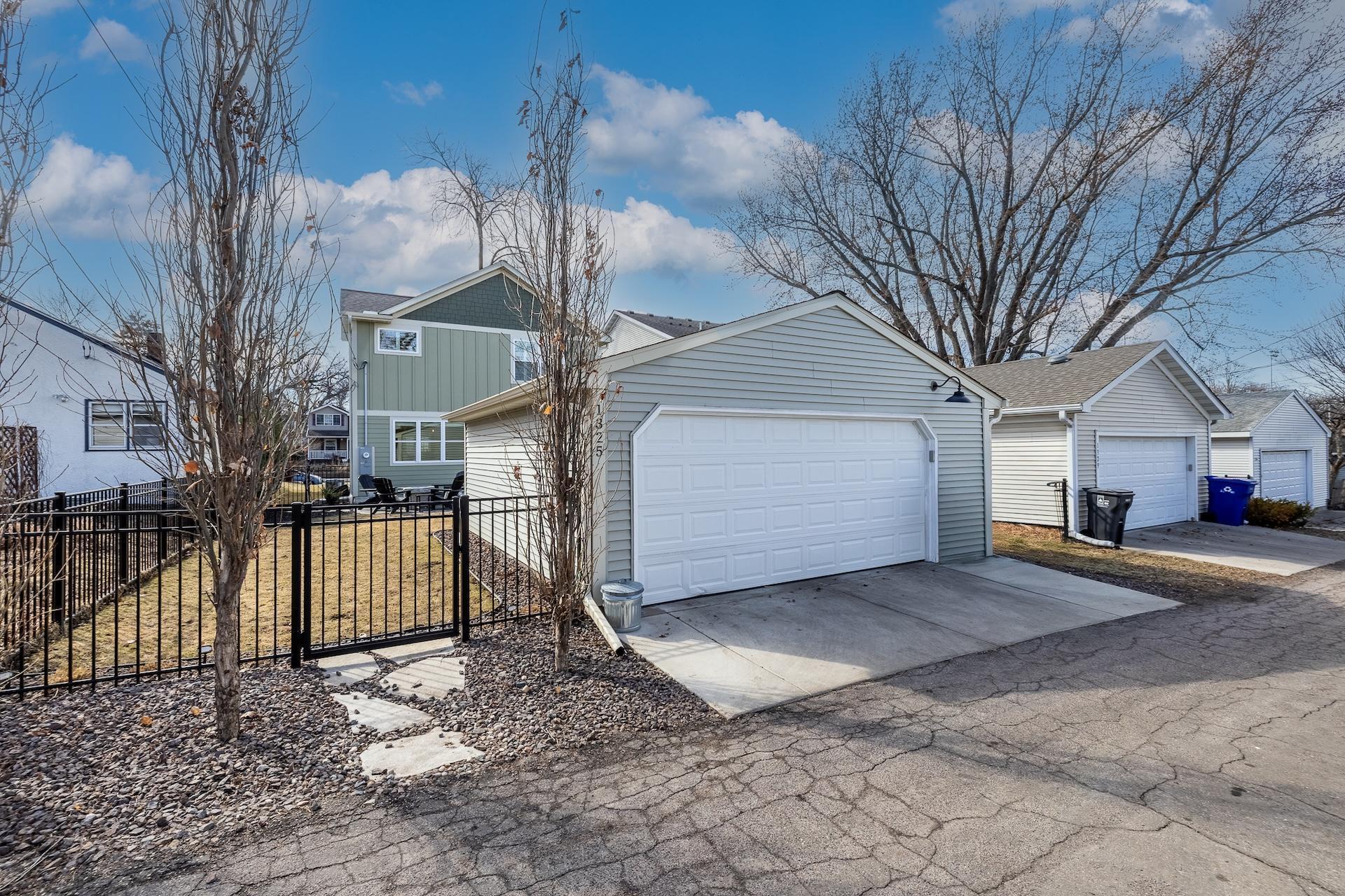 1325 Hartford Avenue