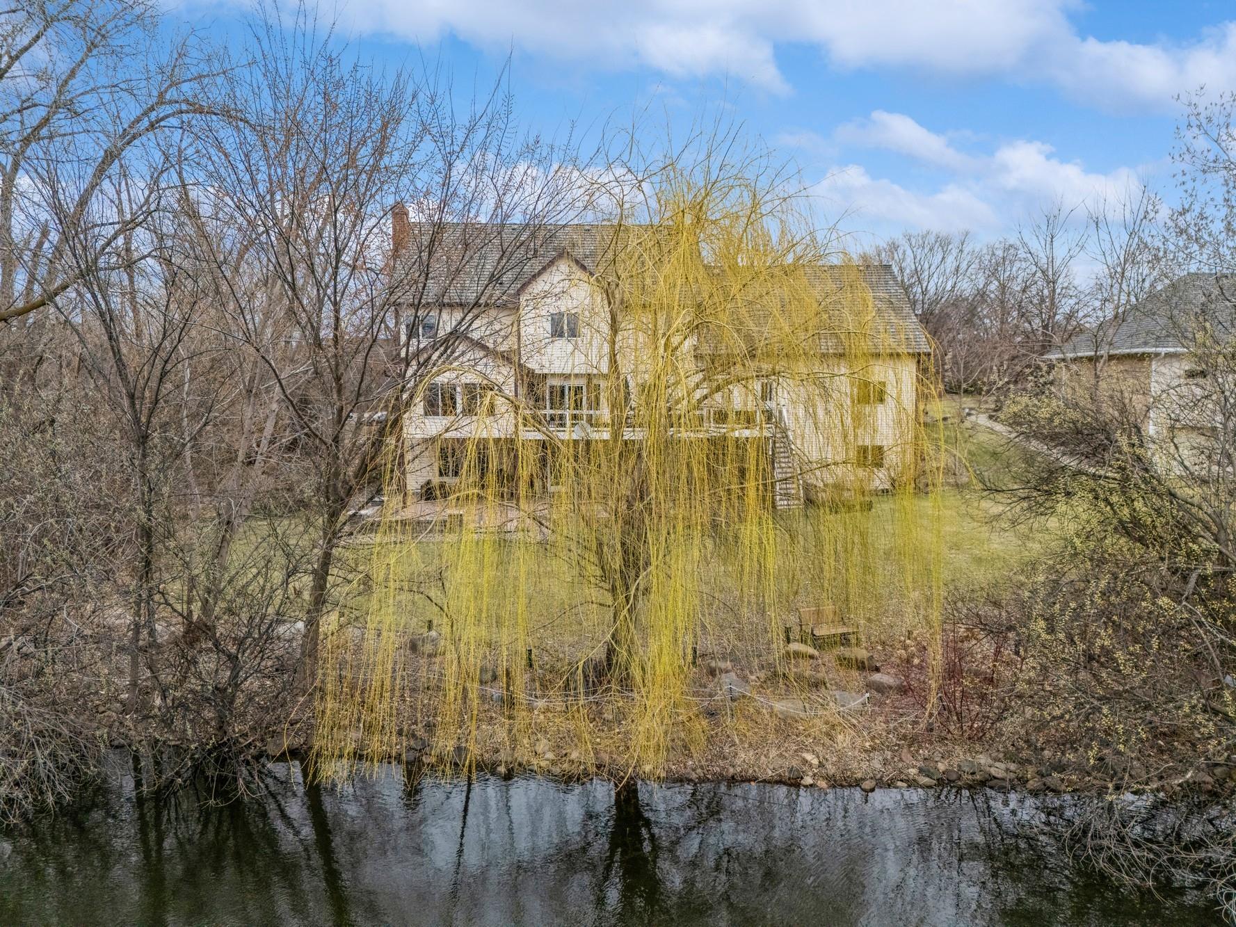 7600 Delaney Boulevard