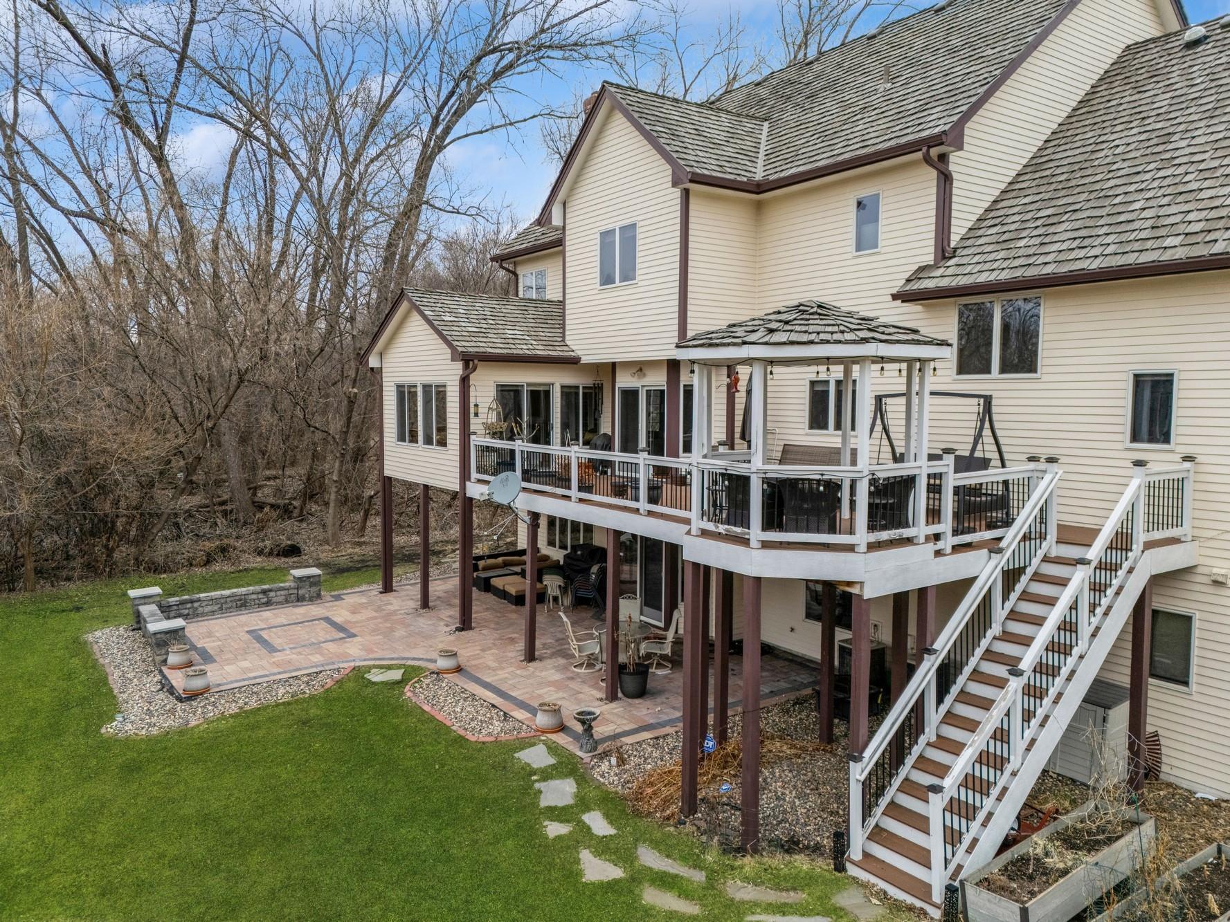 7600 Delaney Boulevard