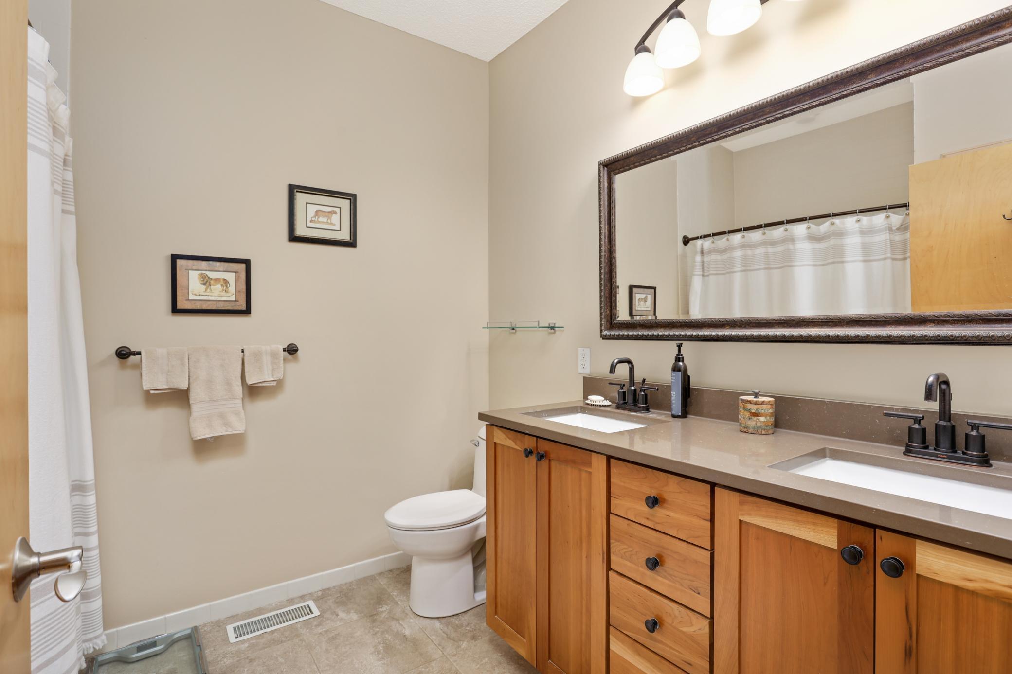 2109 Village Terrace