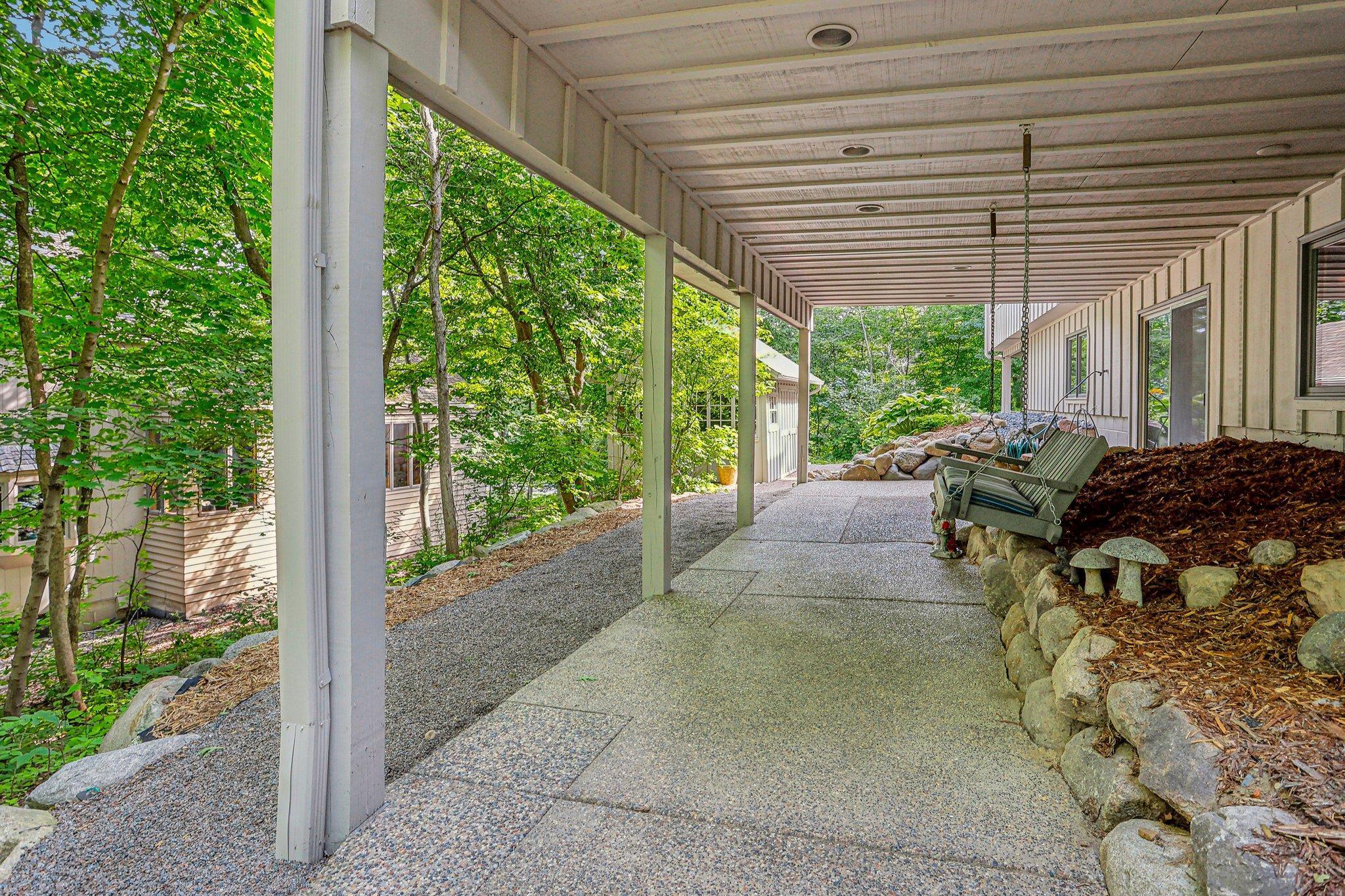 9300 Wyoming Avenue S