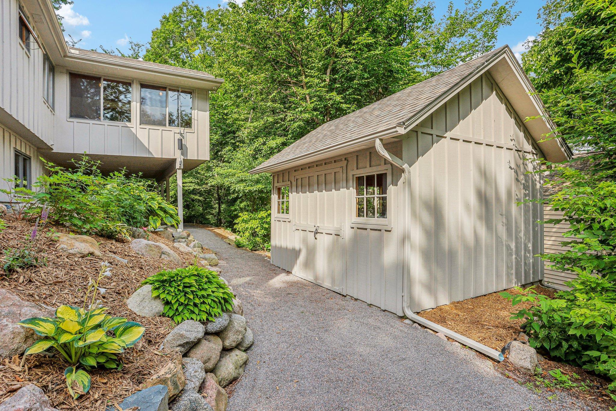 9300 Wyoming Avenue S