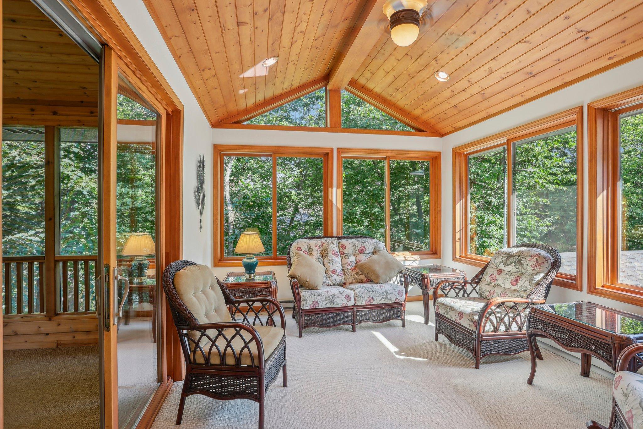 9300 Wyoming Avenue S