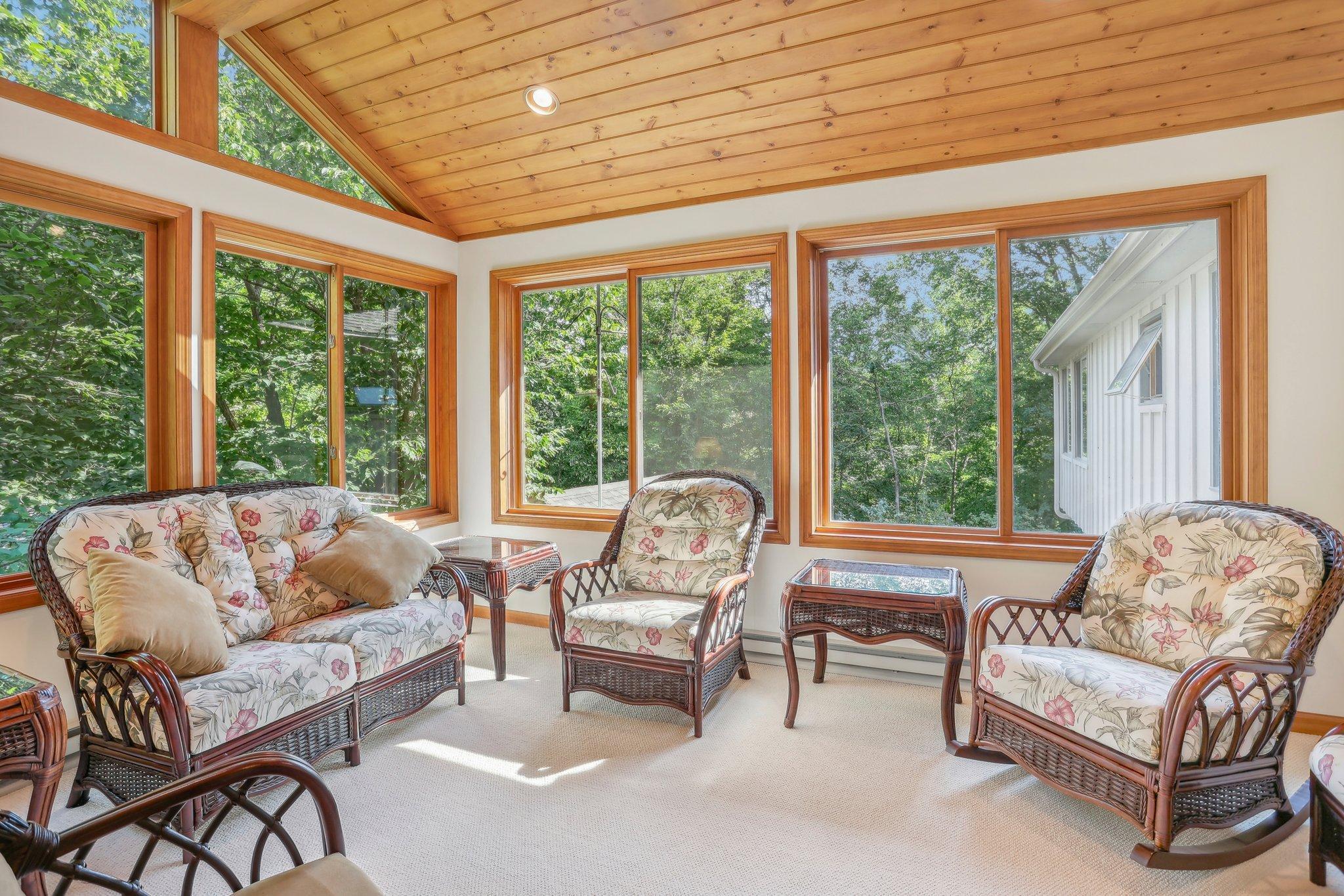 9300 Wyoming Avenue S