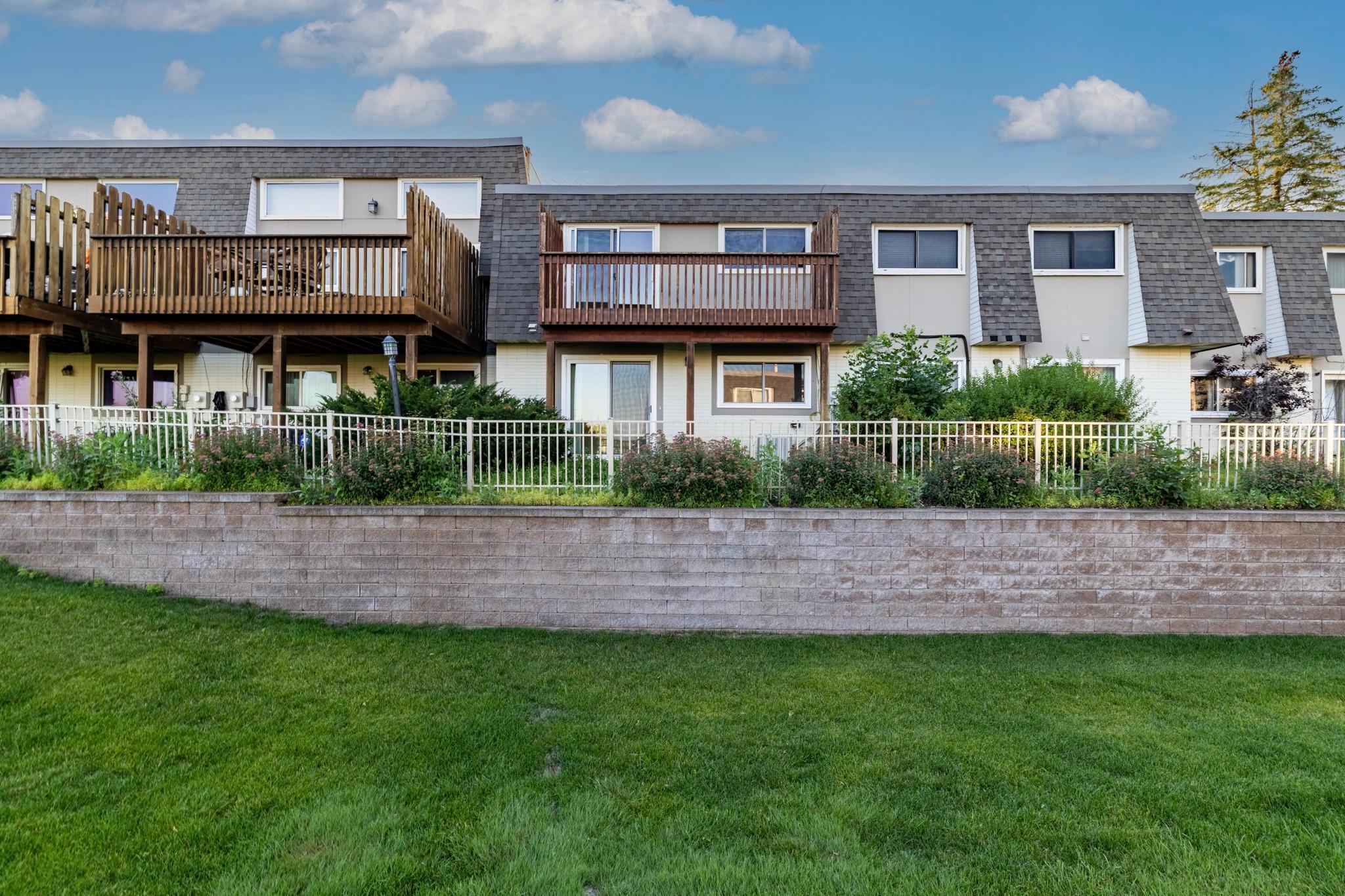 10535 Dupont Road S