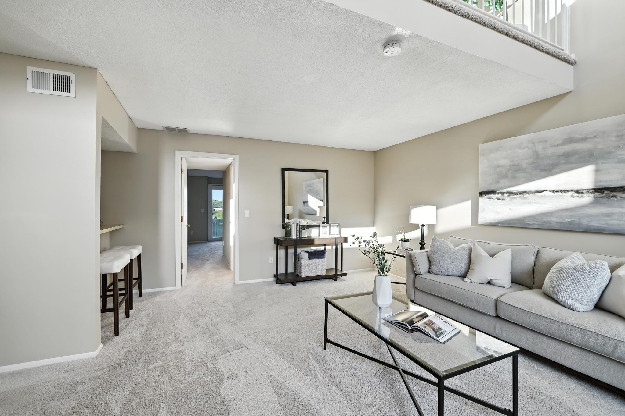 10535 Dupont Road S