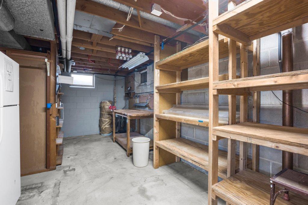 6809 Paiute Drive
