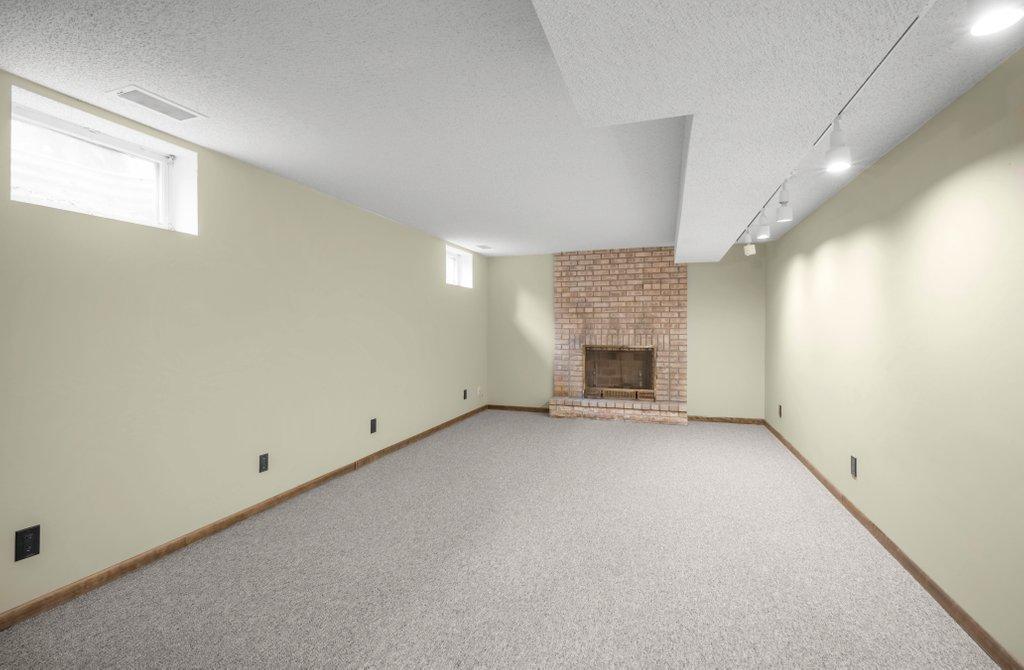 6809 Paiute Drive