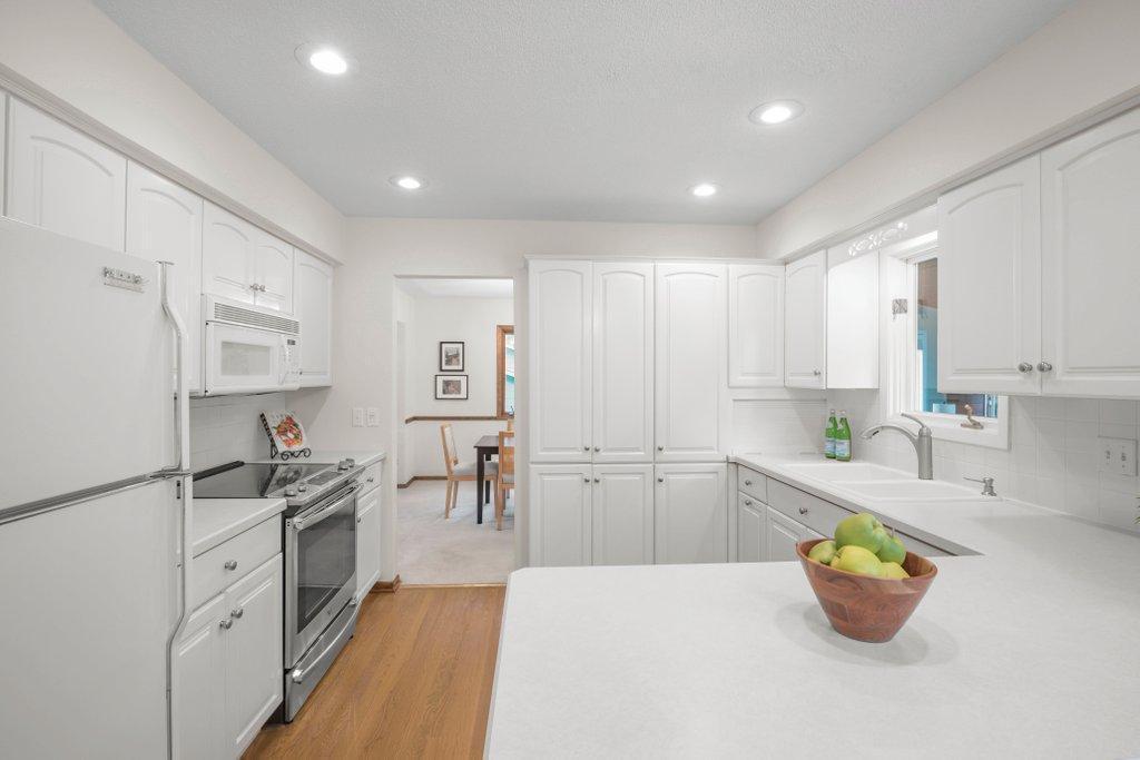 6809 Paiute Drive