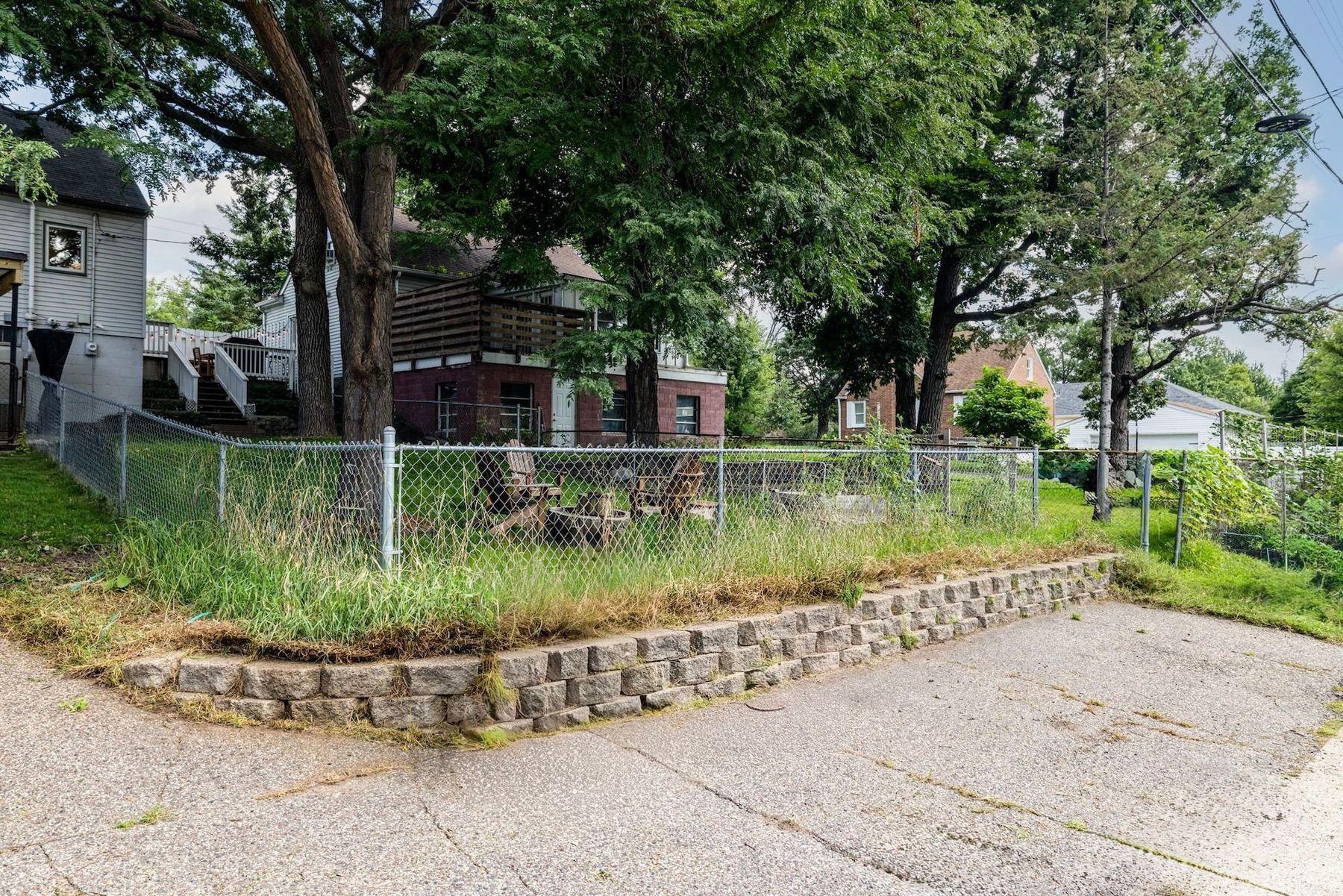 7605 Minnetonka Boulevard