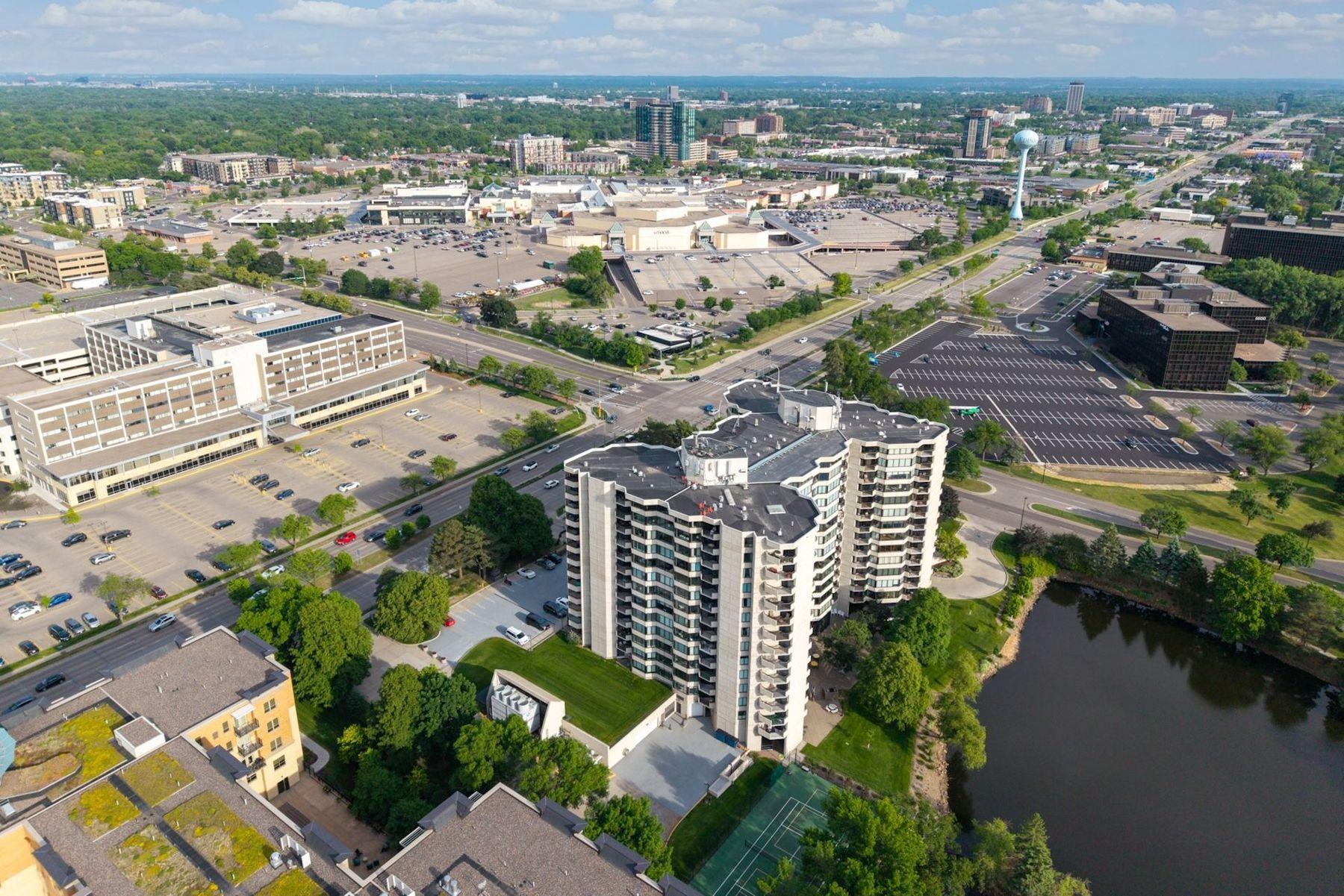 6566 France Avenue S Unit: 902