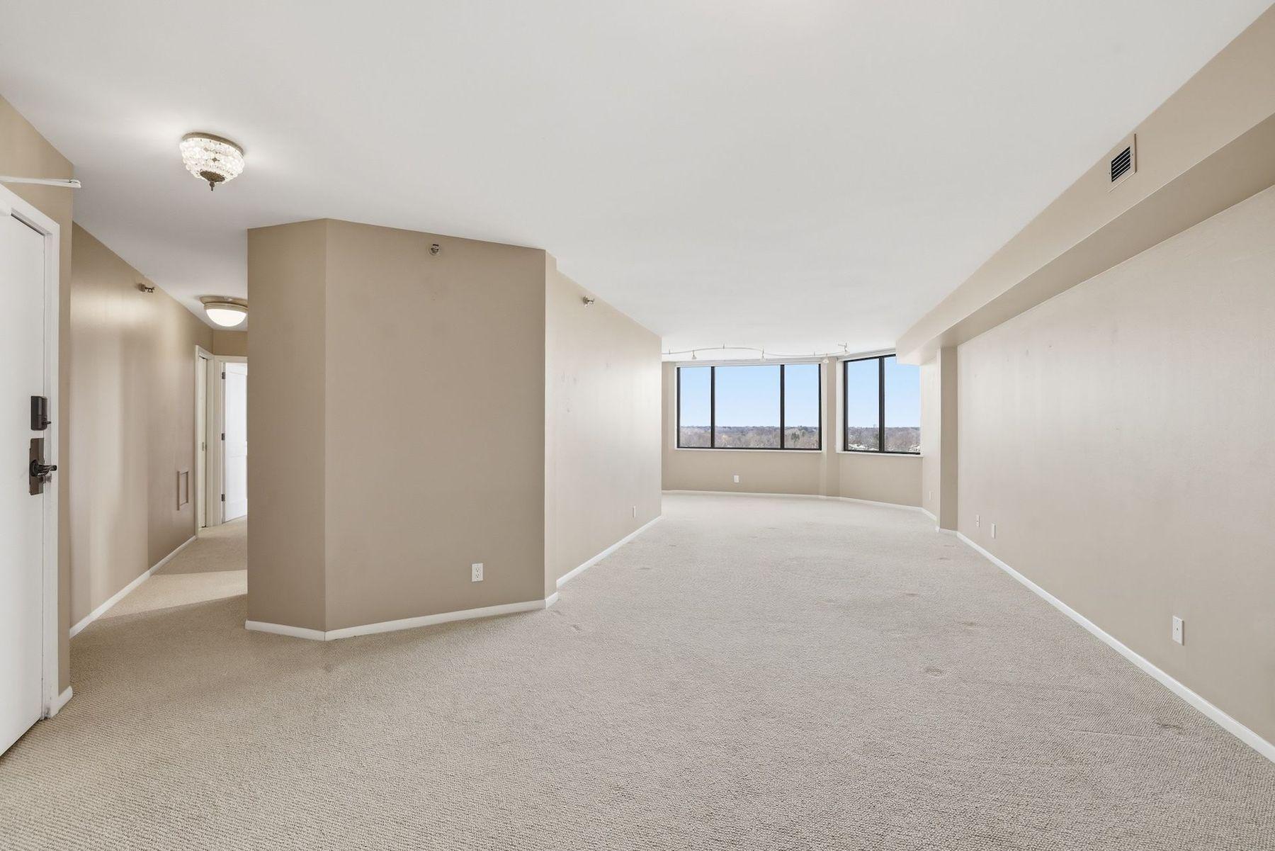 6566 France Avenue S Unit: 902