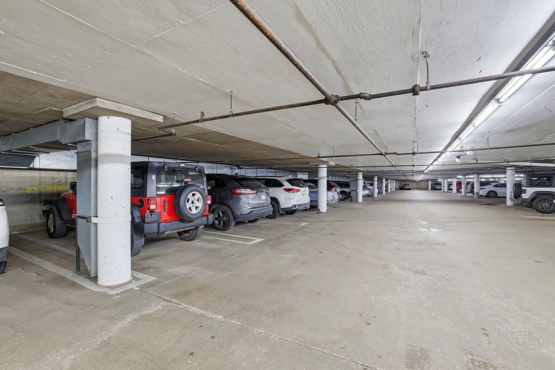 6566 France Avenue S Unit: 902