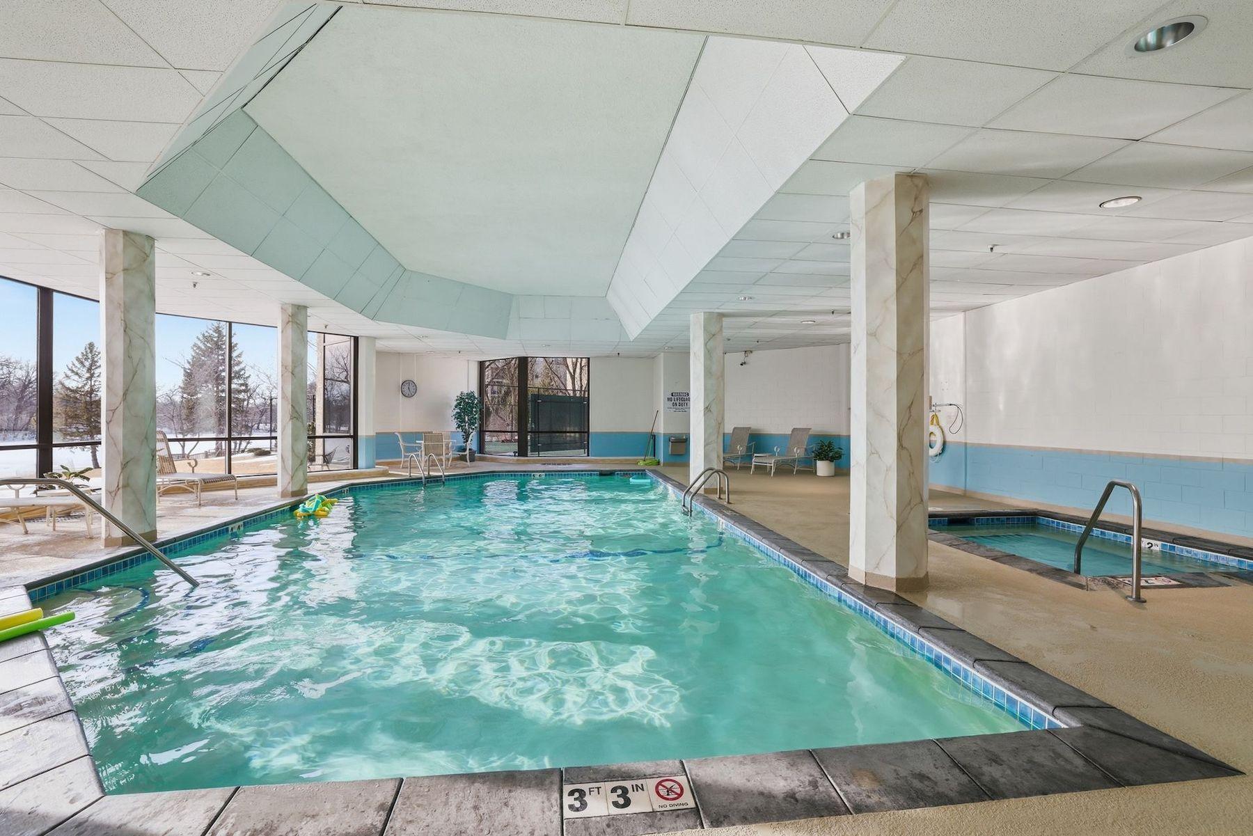 6566 France Avenue S Unit: 902