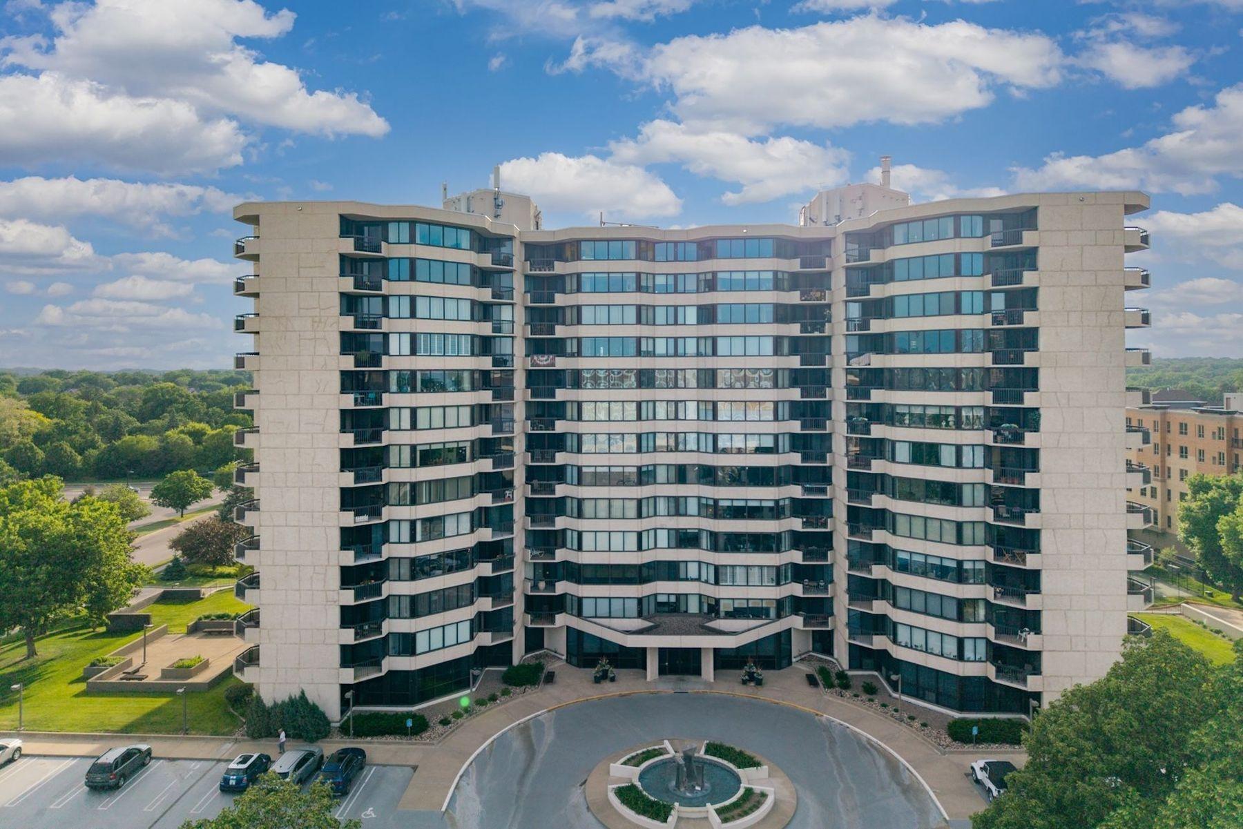 6566 France Avenue S Unit: 902