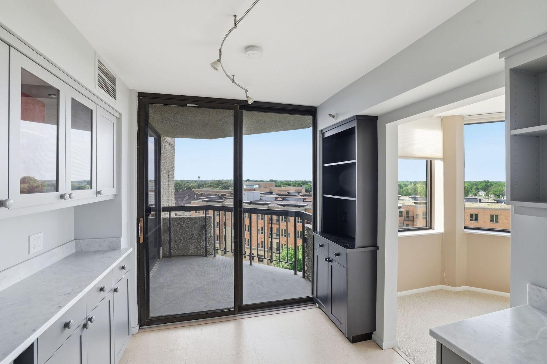 6566 France Avenue S Unit: 902