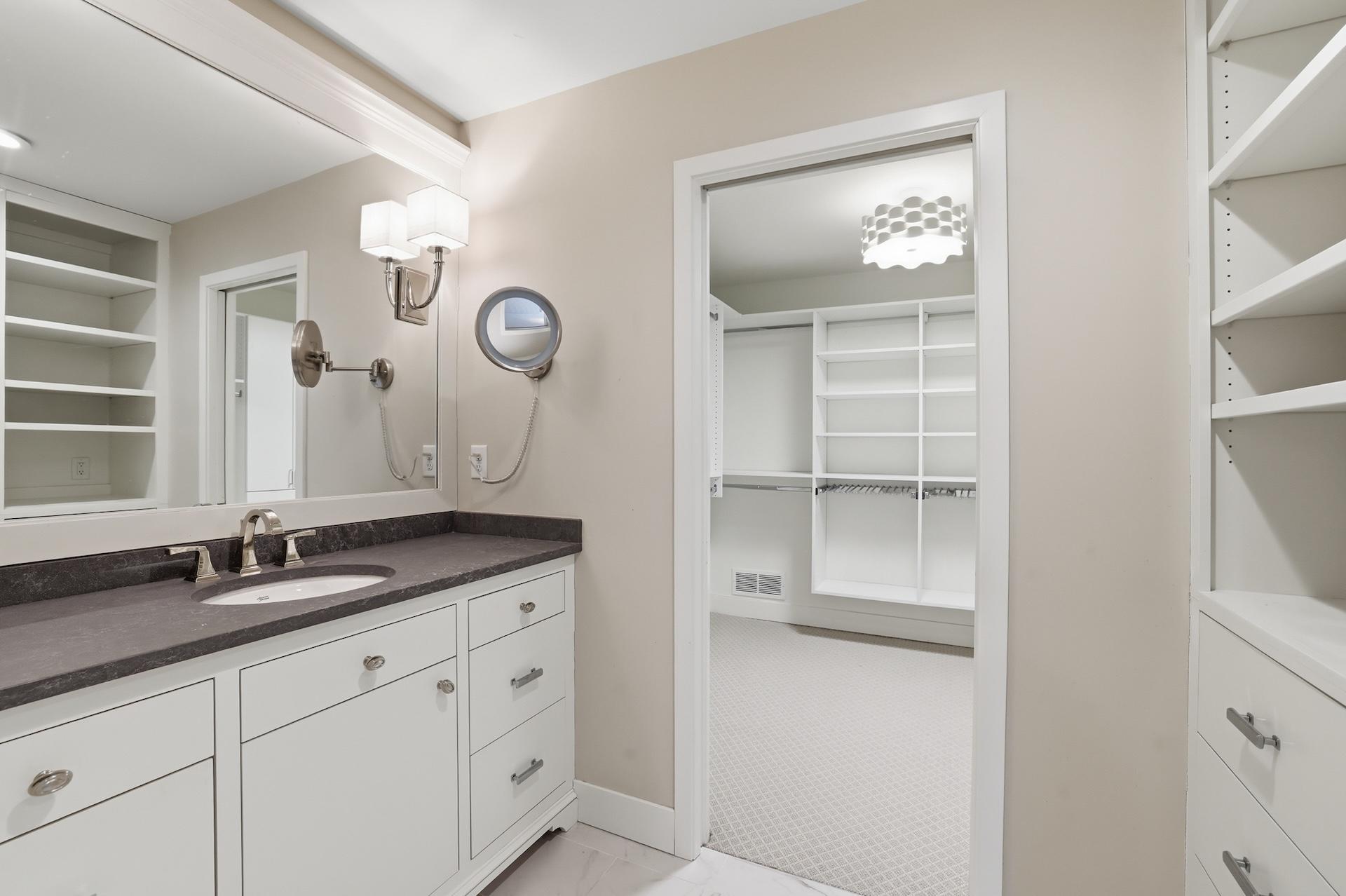 1641 Cedar Lake Parkway