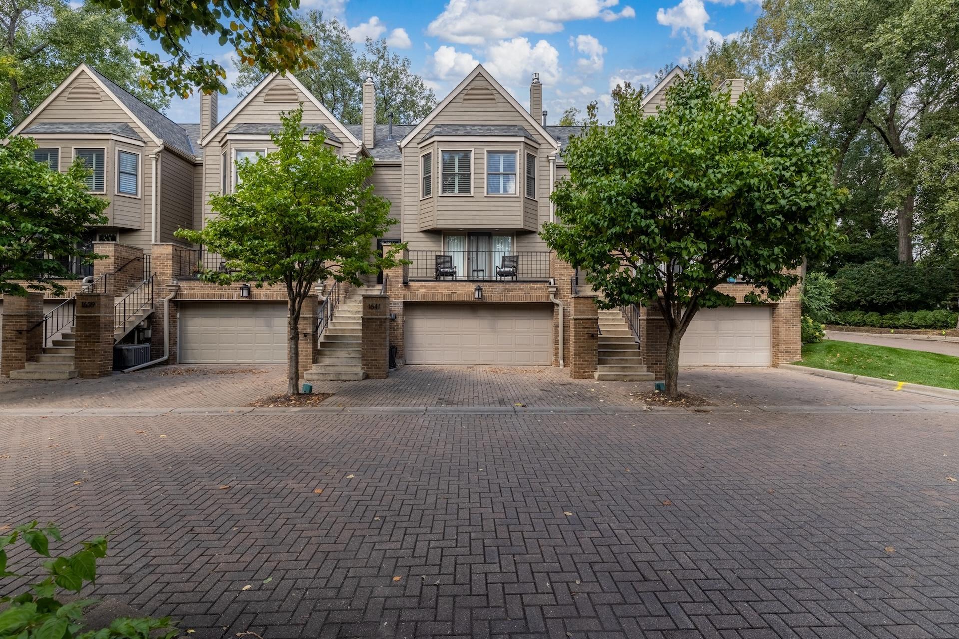 1641 Cedar Lake Parkway