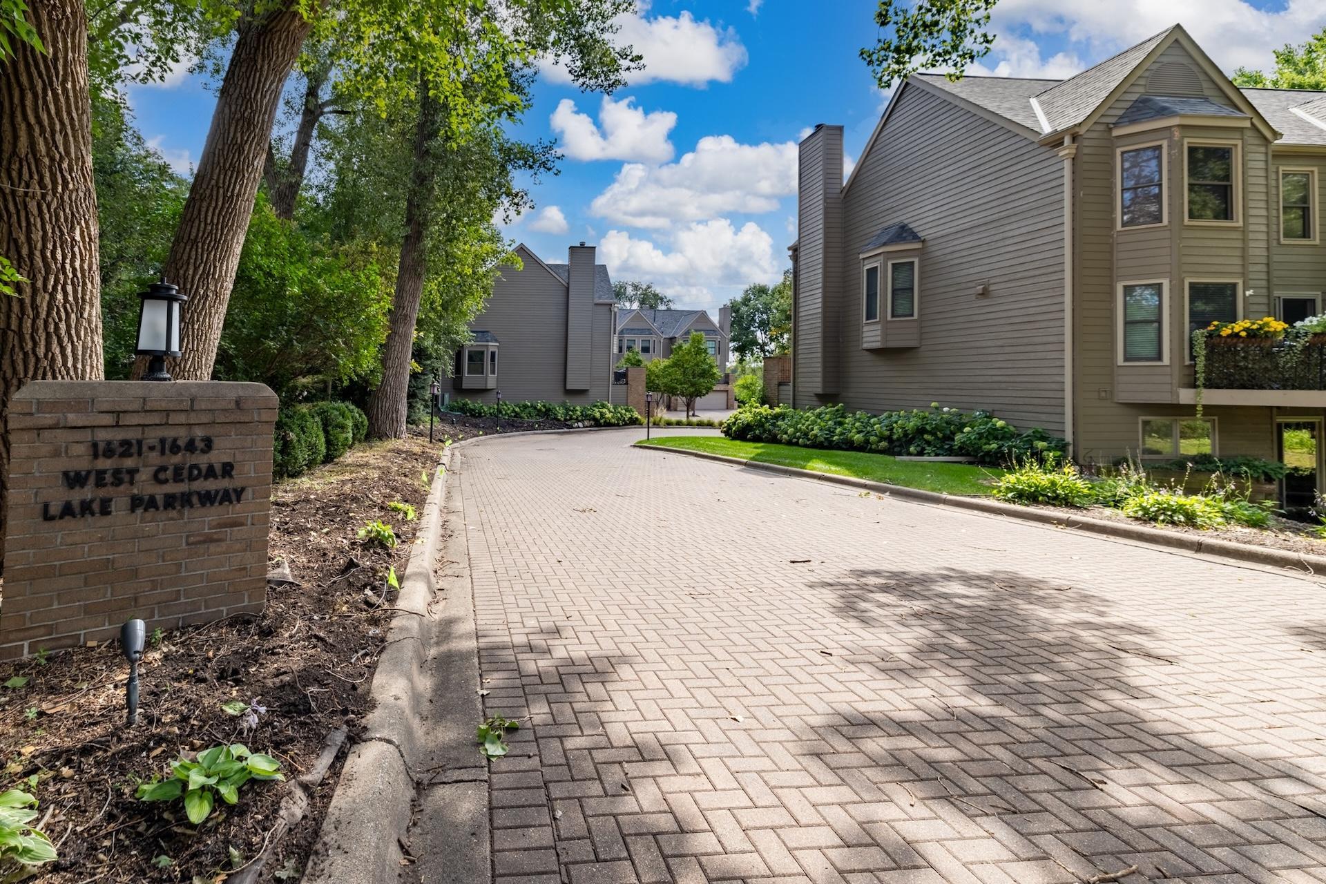 1641 Cedar Lake Parkway