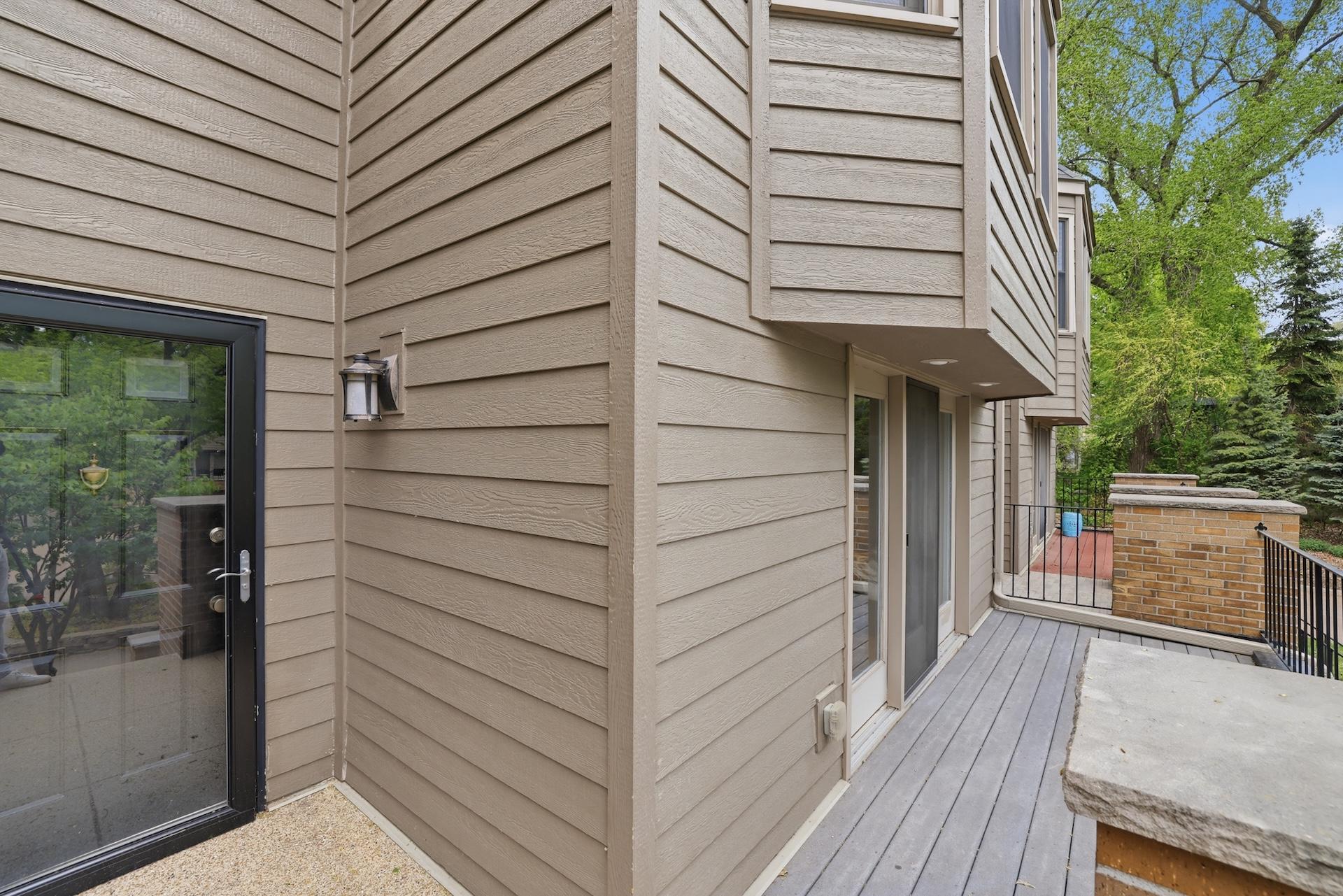 1641 Cedar Lake Parkway