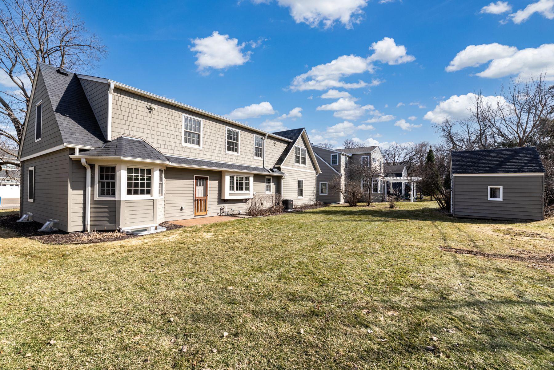 4224 Oakdale Avenue S