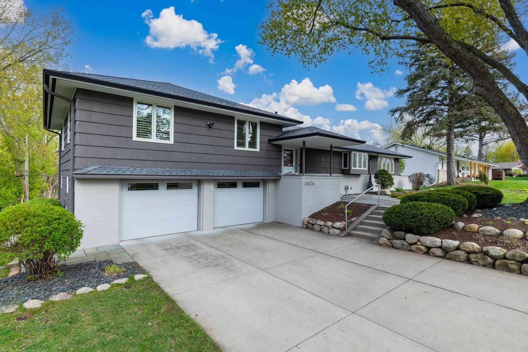 6625 Naomi Drive