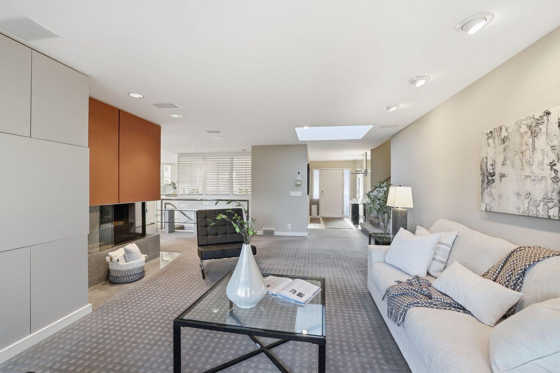 6625 Naomi Drive