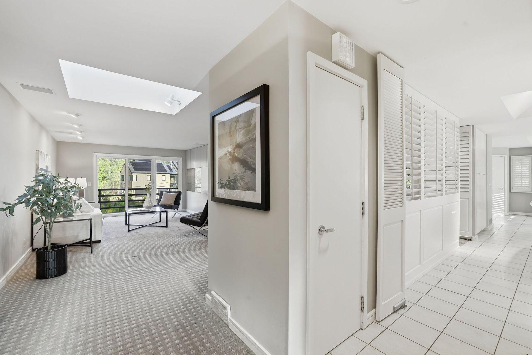 6625 Naomi Drive