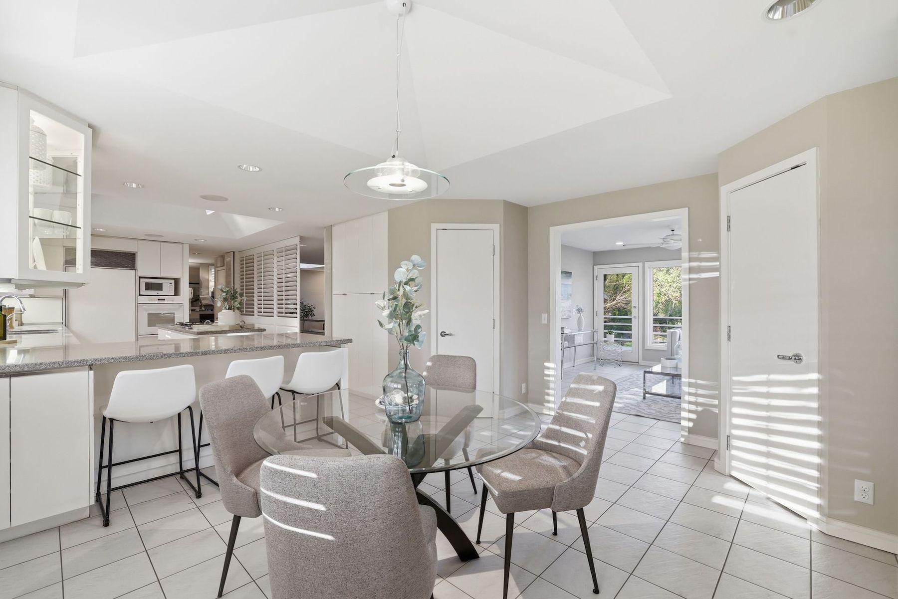 6625 Naomi Drive