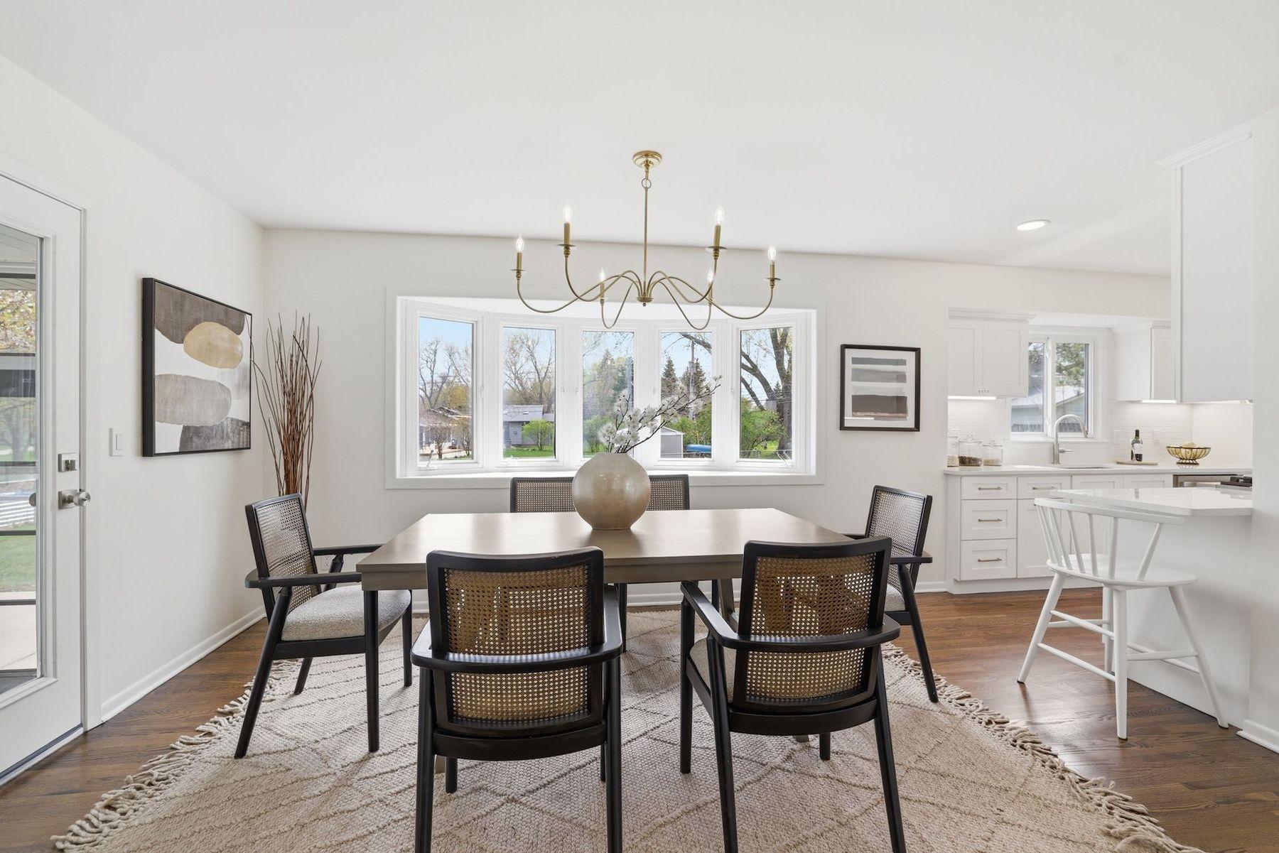 3009 W 100th Street