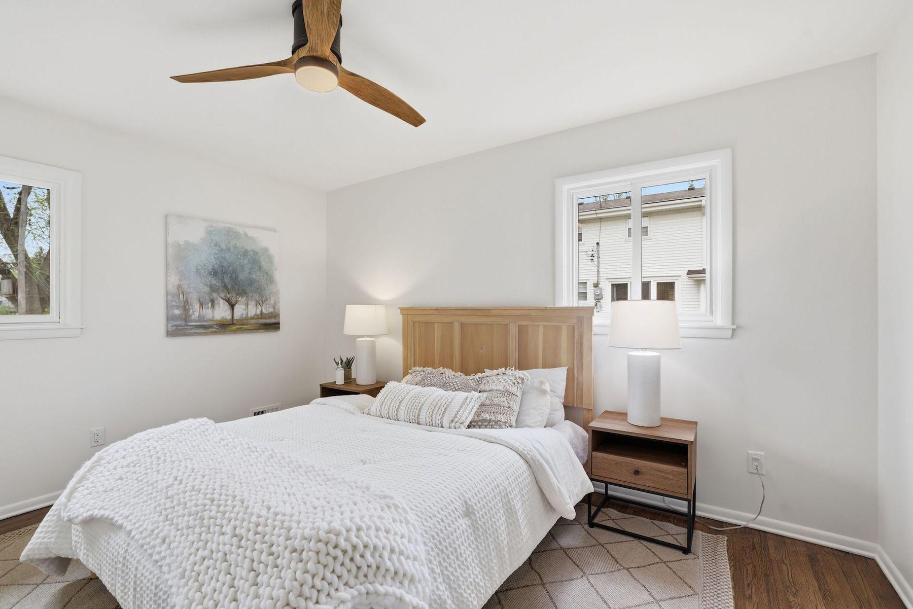 3009 W 100th Street