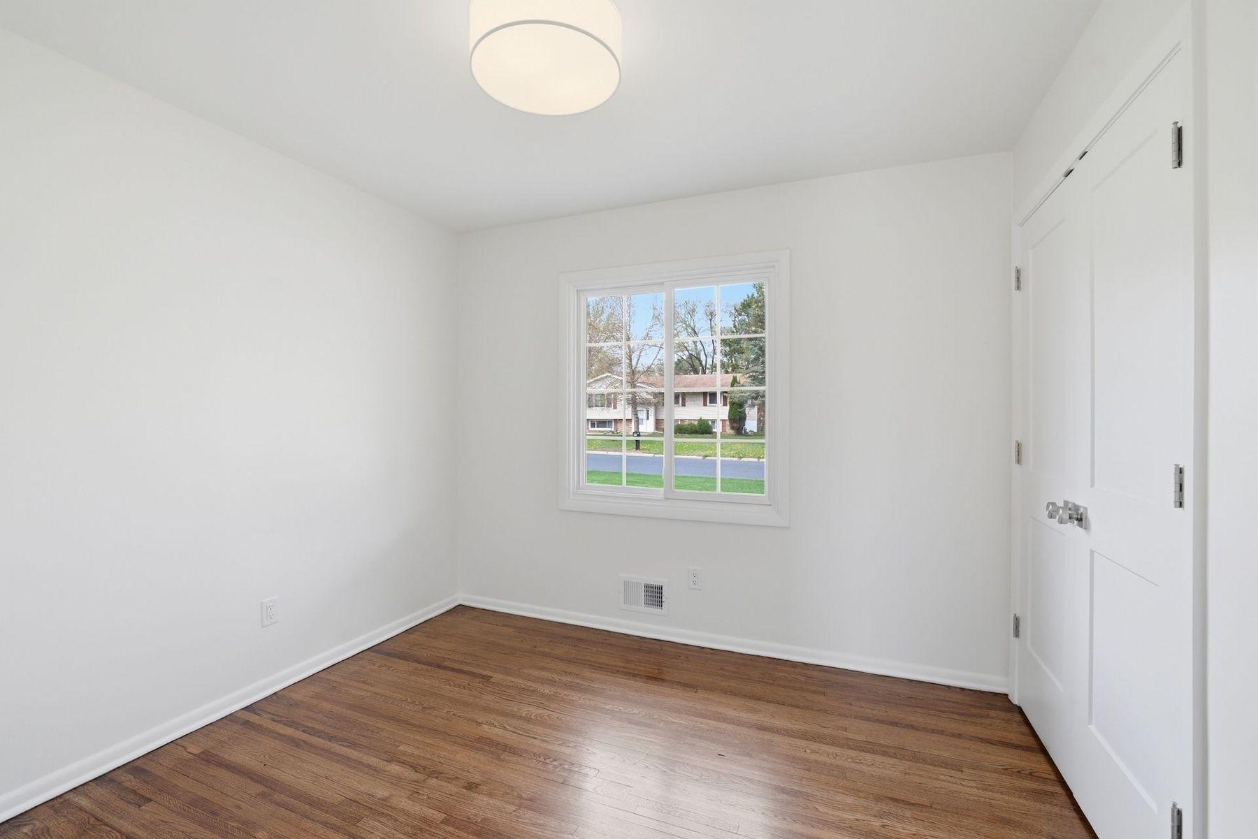 3009 W 100th Street
