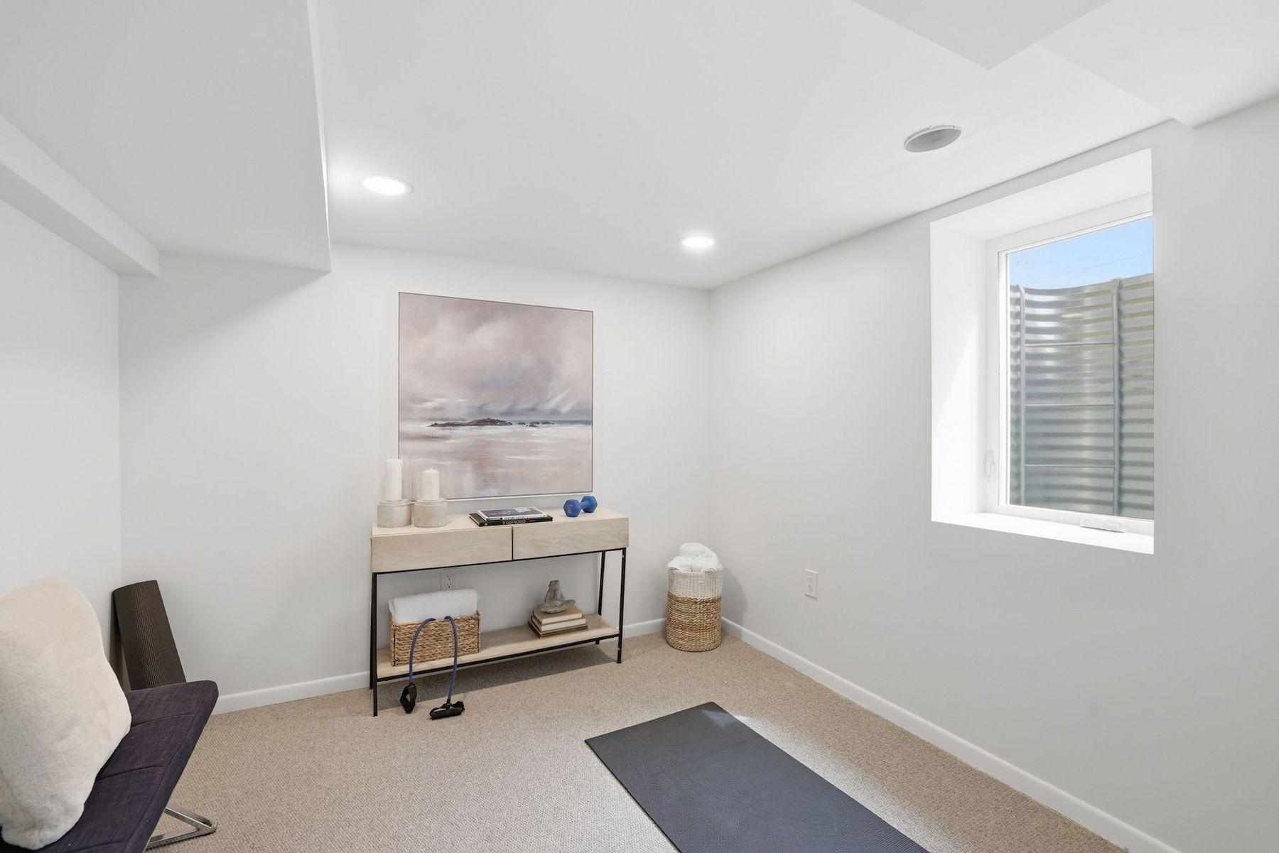 3009 W 100th Street