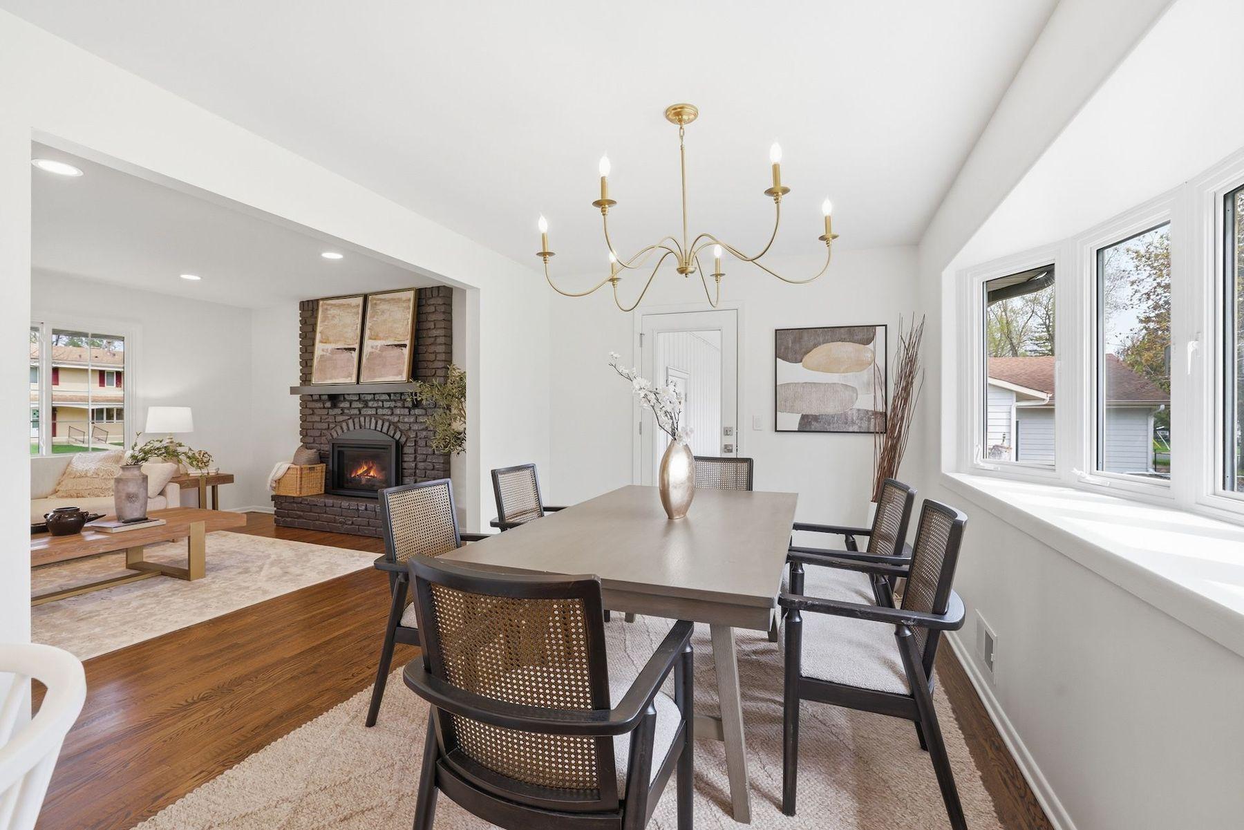 3009 W 100th Street