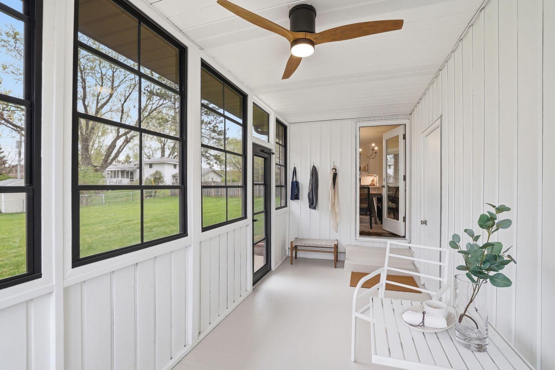 3009 W 100th Street