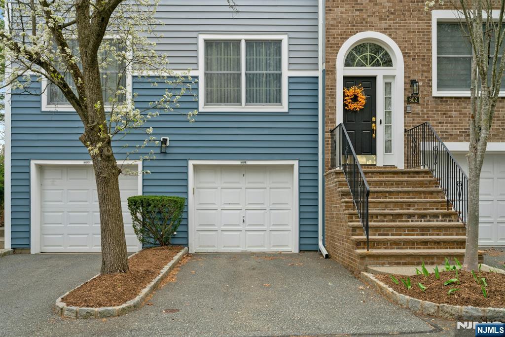 601 Fairfax Drive