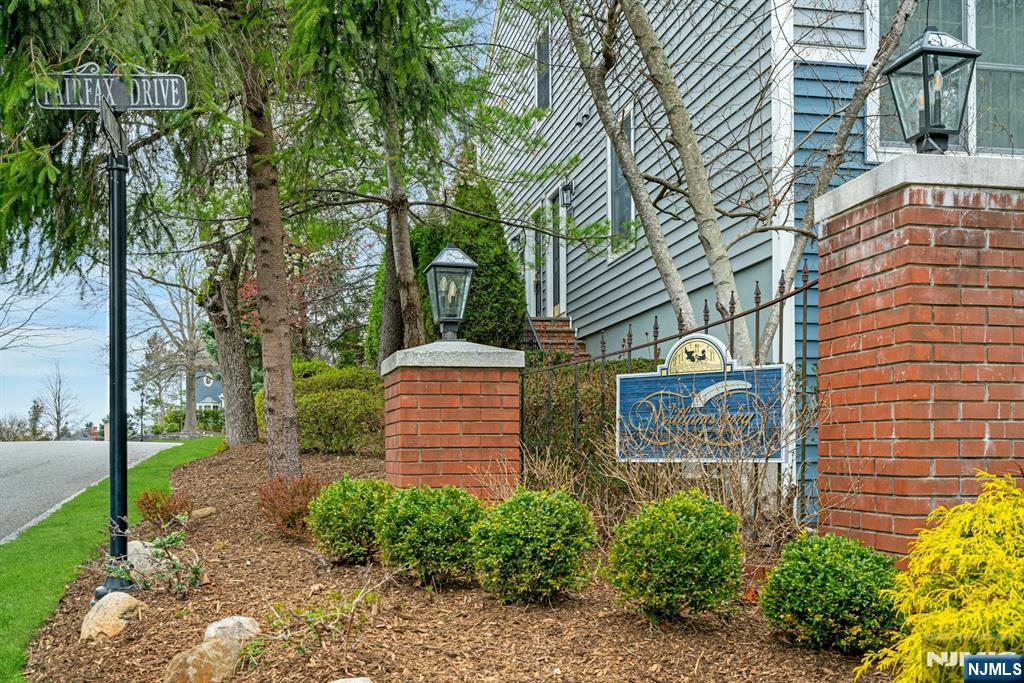 601 Fairfax Drive